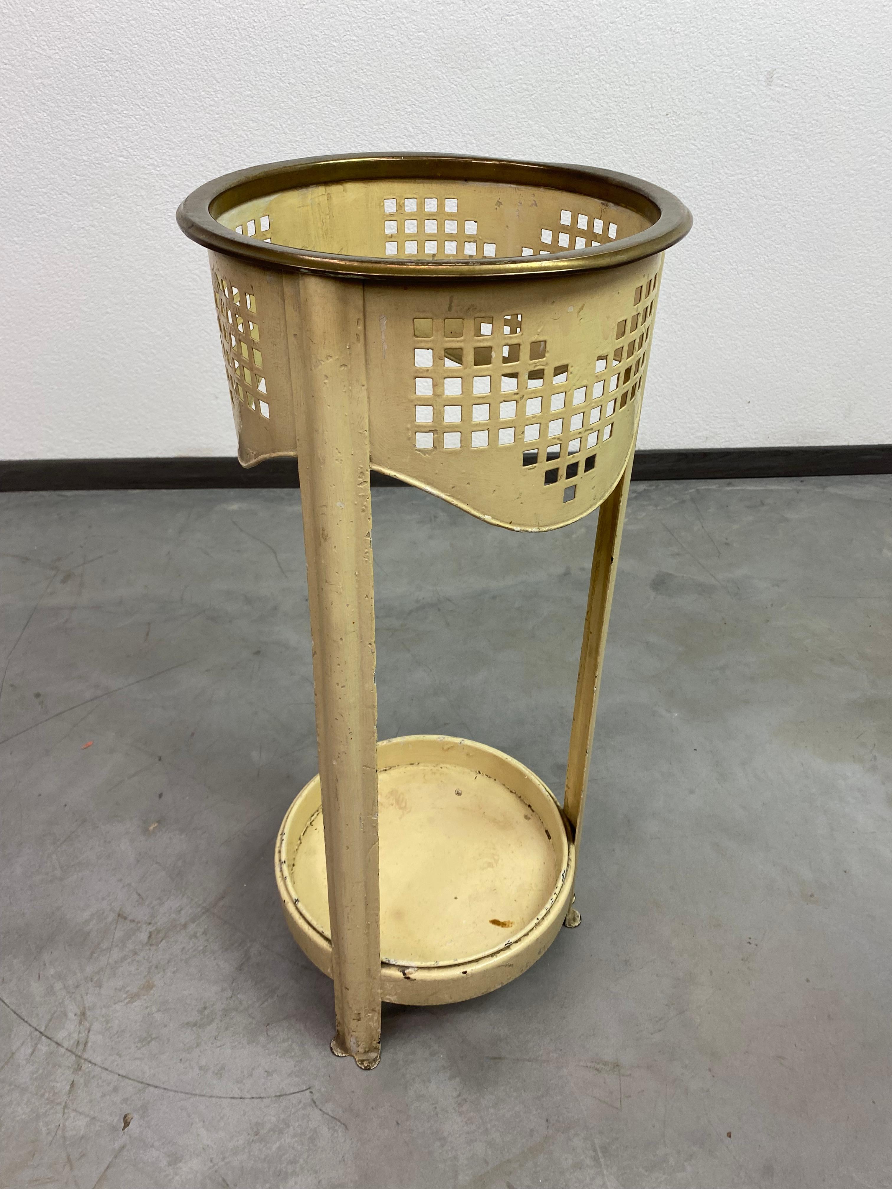 Vienna Secession Umbrella stand attributed to Josef Hoffmann - Kolo Moser For Sale
