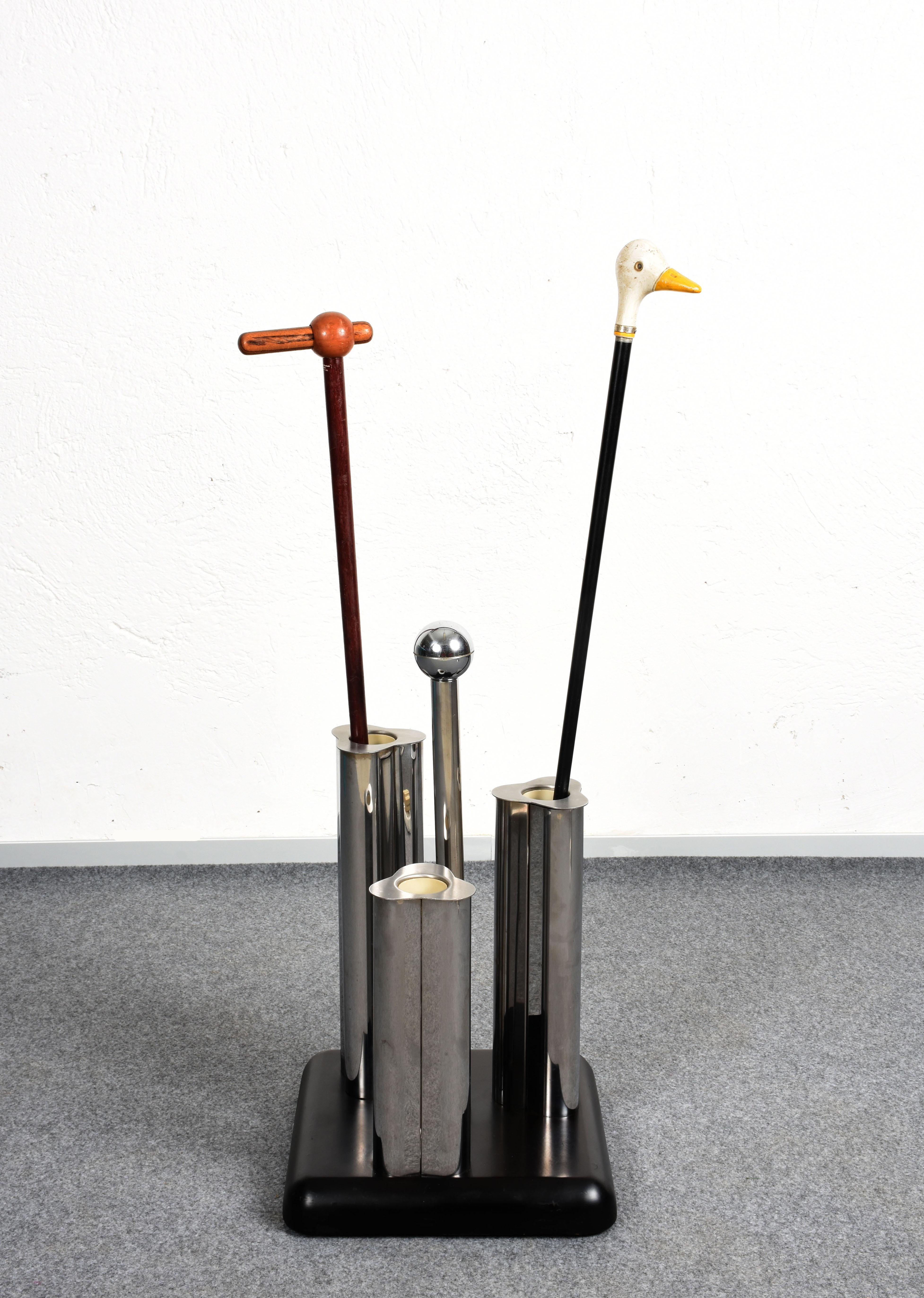 Umbrella Stand Black, Italian, Lacquered Wood and Metal, Italy, 1970s Vintage For Sale 2