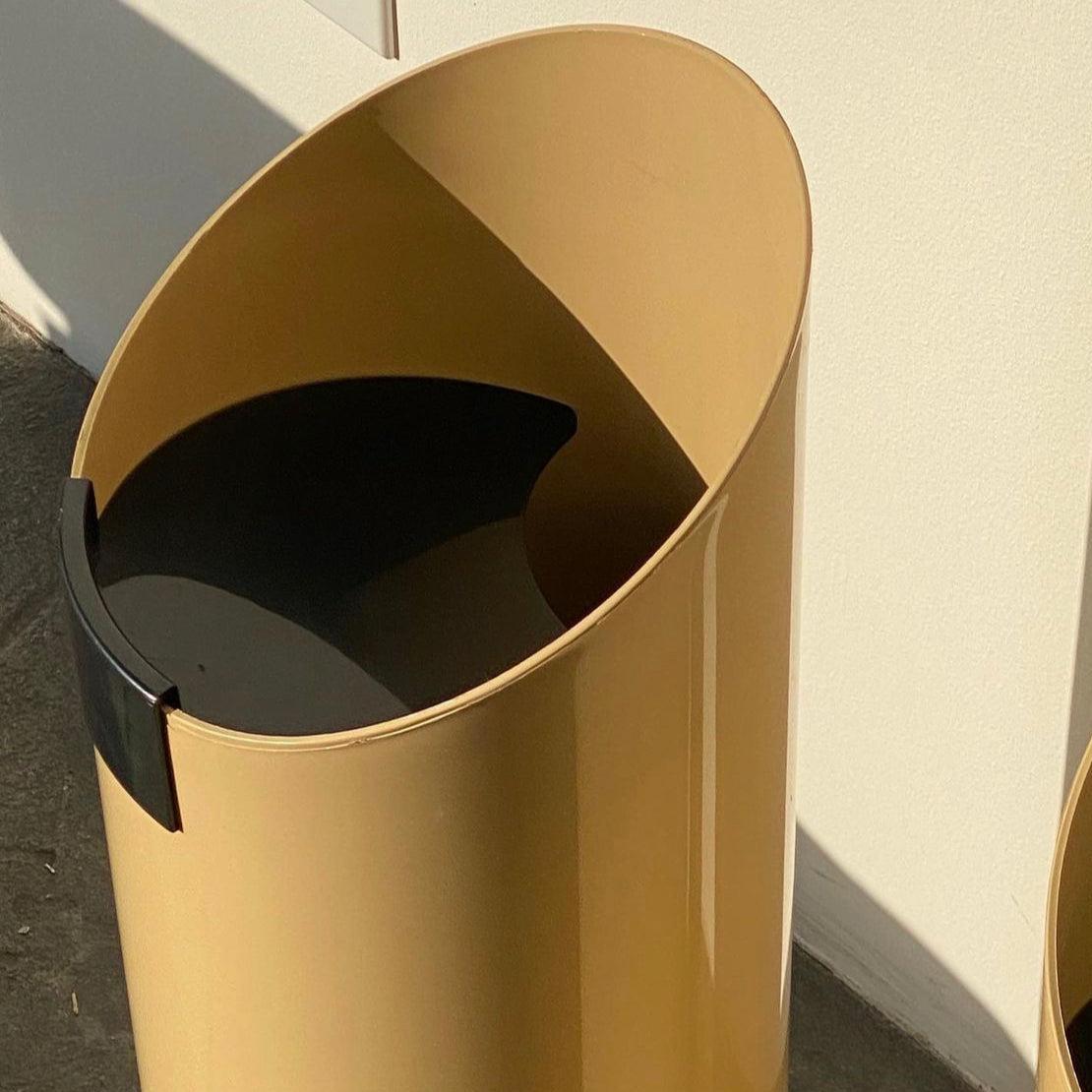 Umbrella Stand by Gino Colombini for Kartell, circa 1970s at 1stDibs