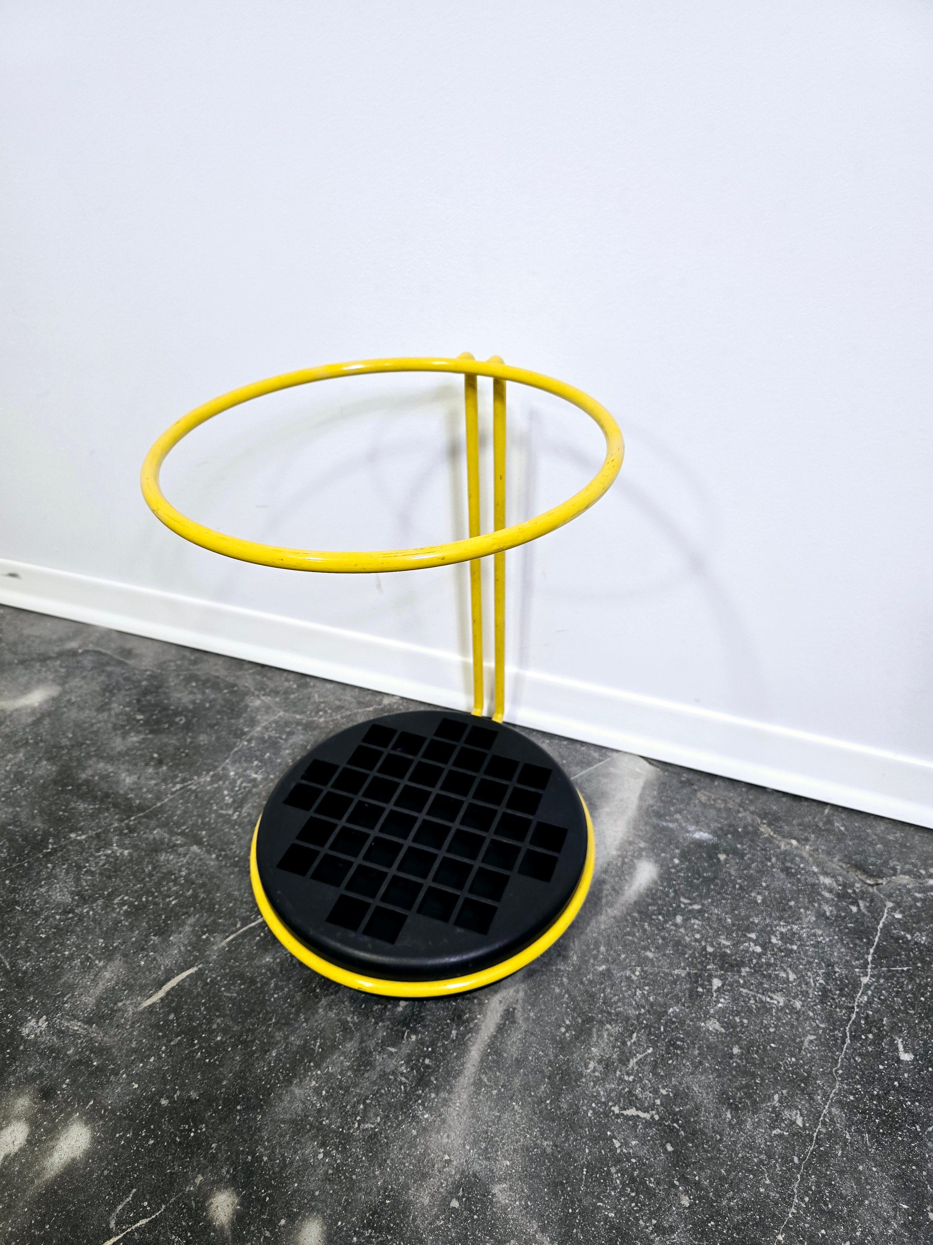 Mid-Century Modern Umbrella stand by GOCCIA 1980s For Sale