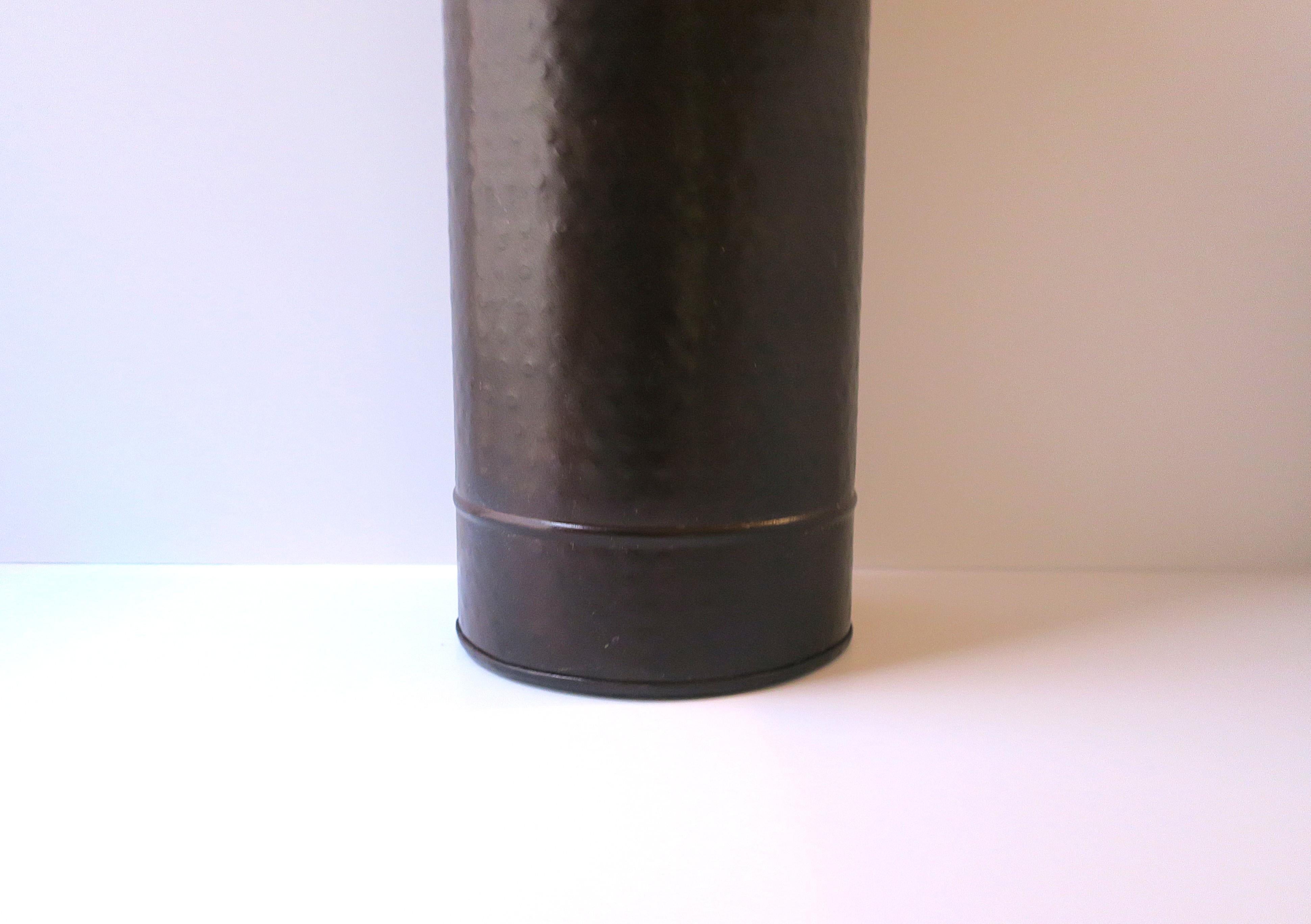 Porte-parapluie en vente 4