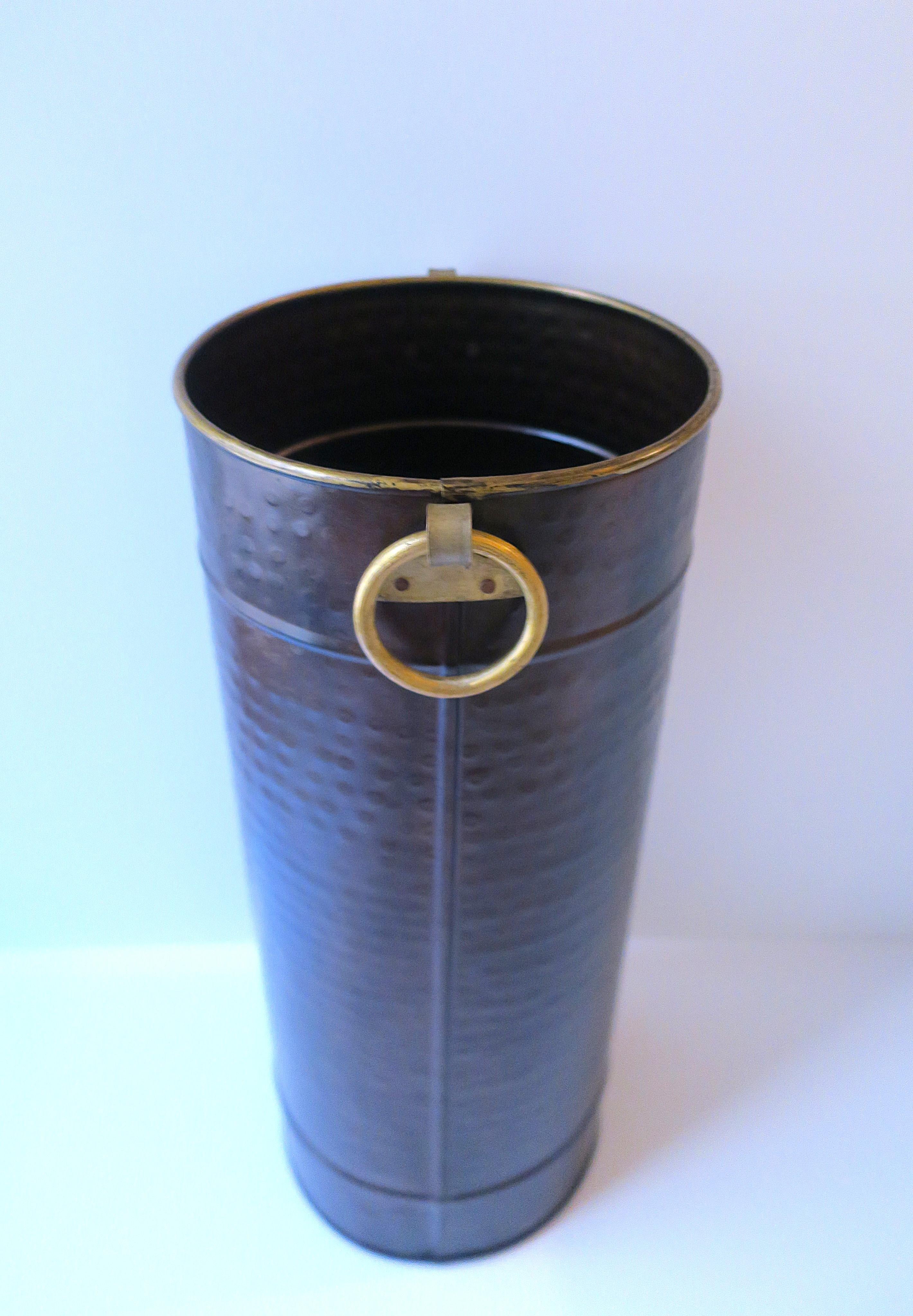 Porte-parapluie en vente 5