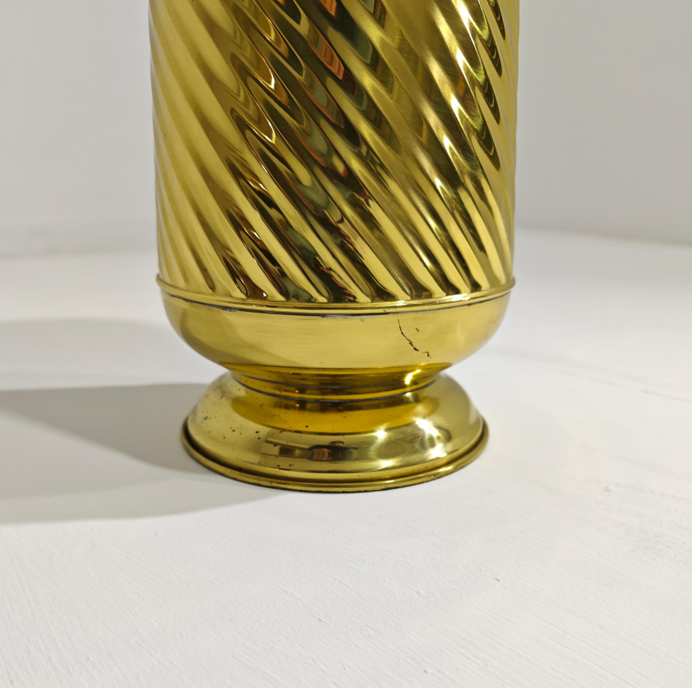Umbrella Stand in Brass and Gold Aluminum Mid-Century Modern Italy 1970 For Sale 1