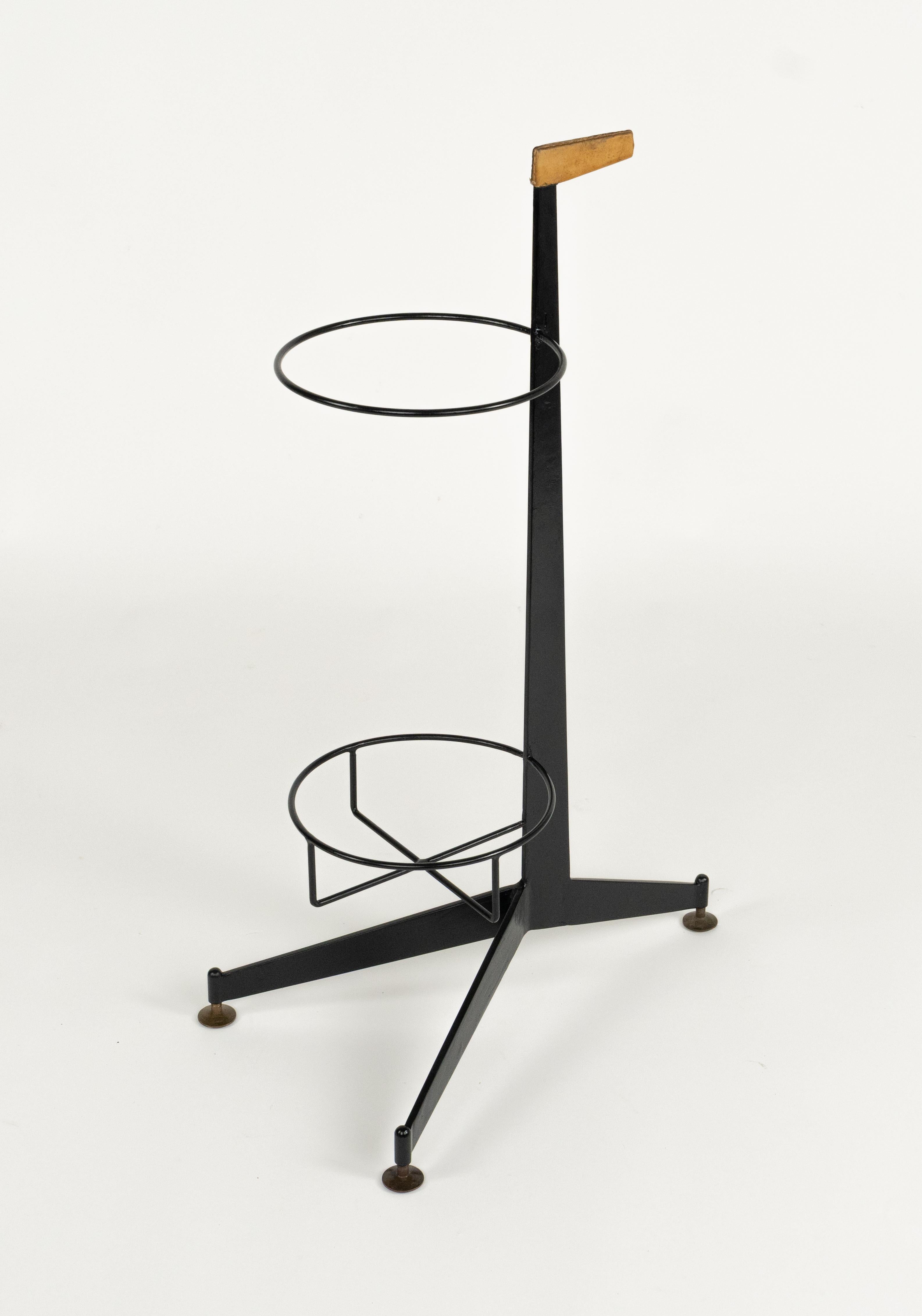 Stand Umbrella en fer émaillé et cuir par Siva Poggibonsi, Italie, années 1960 en vente 3