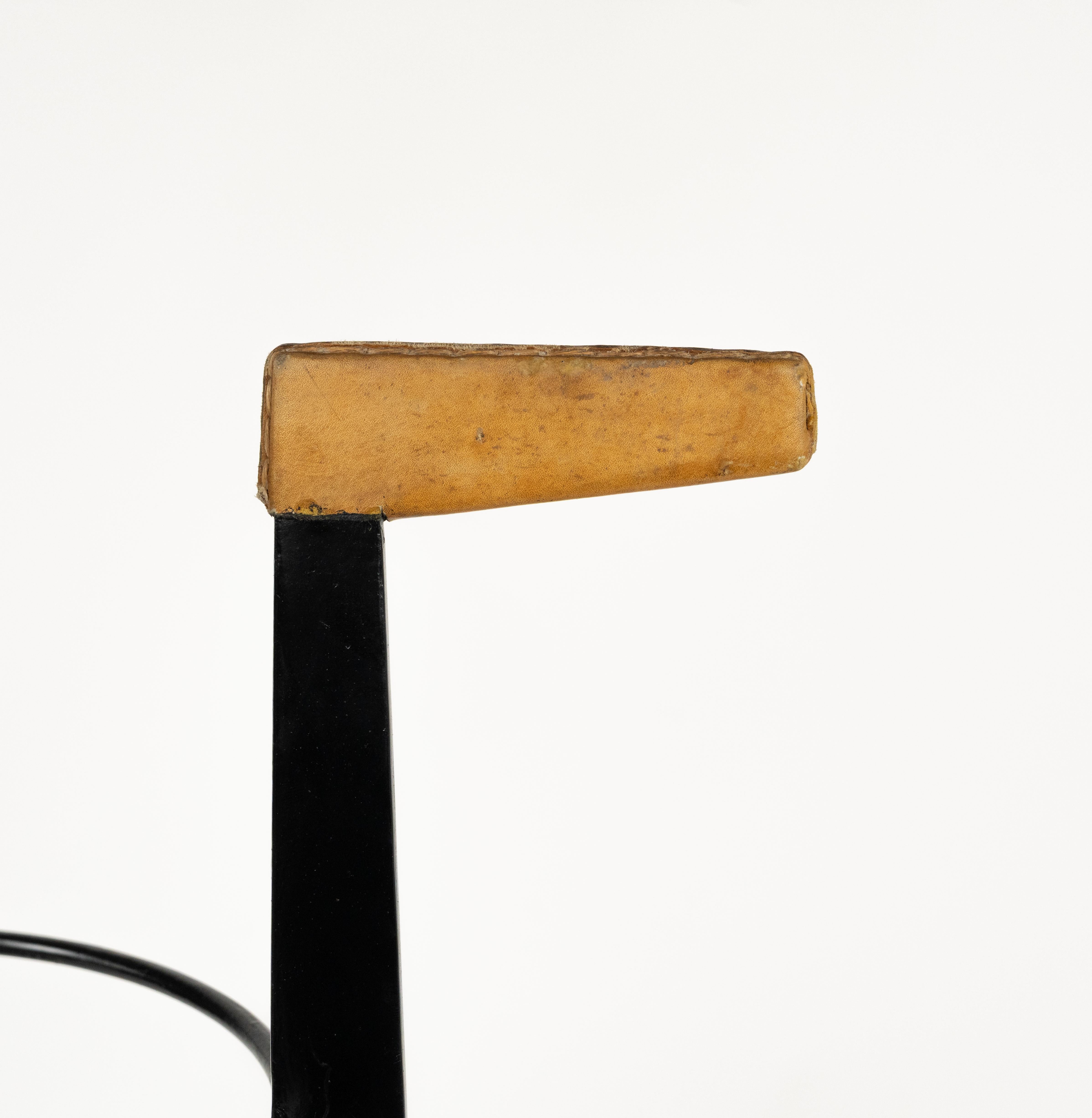 Stand Umbrella en fer émaillé et cuir par Siva Poggibonsi, Italie, années 1960 en vente 7
