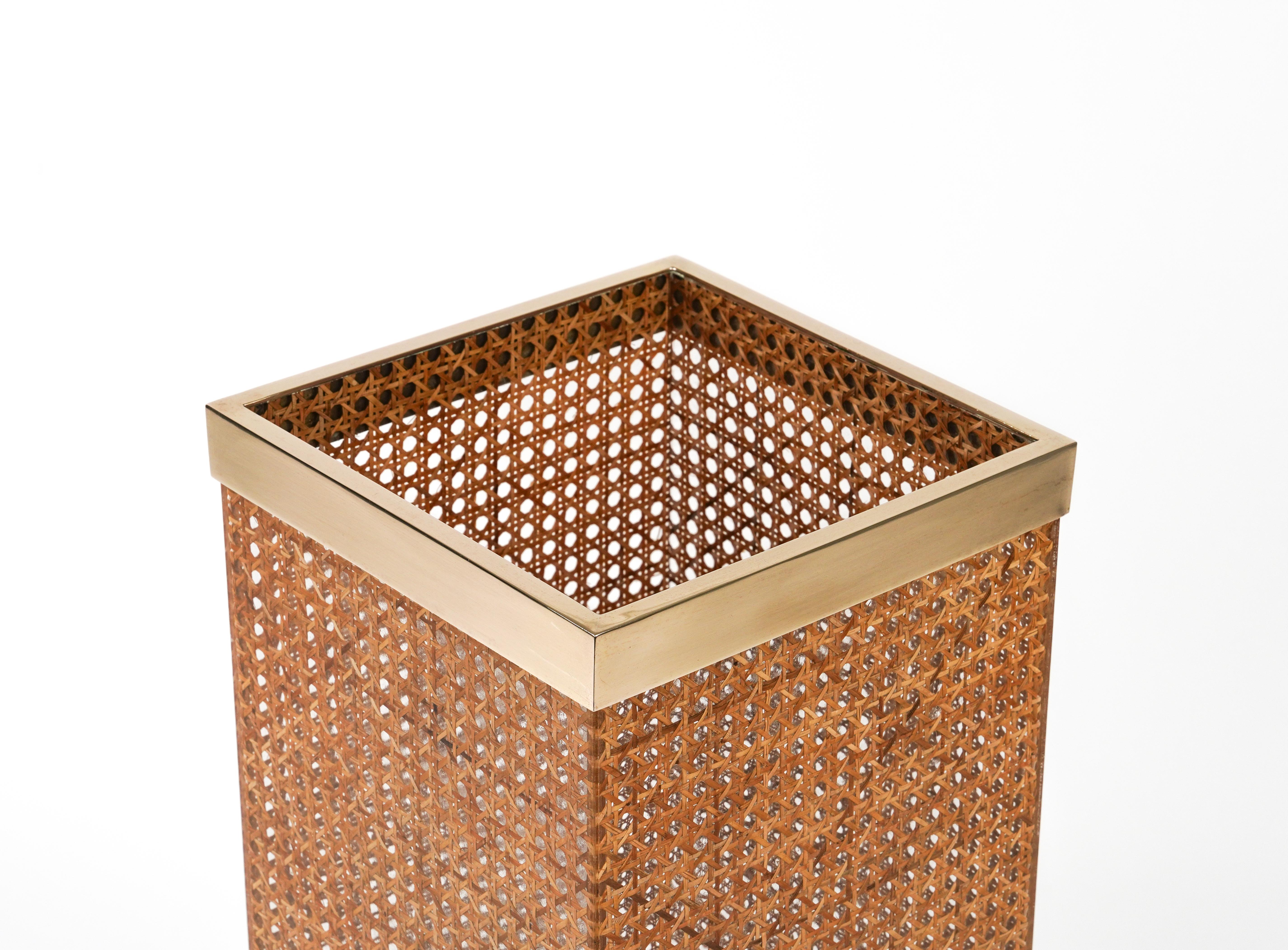 Umbrella Stand in Lucite, Rattan and Brass Christian Dior Style, Italy 1970s For Sale 4