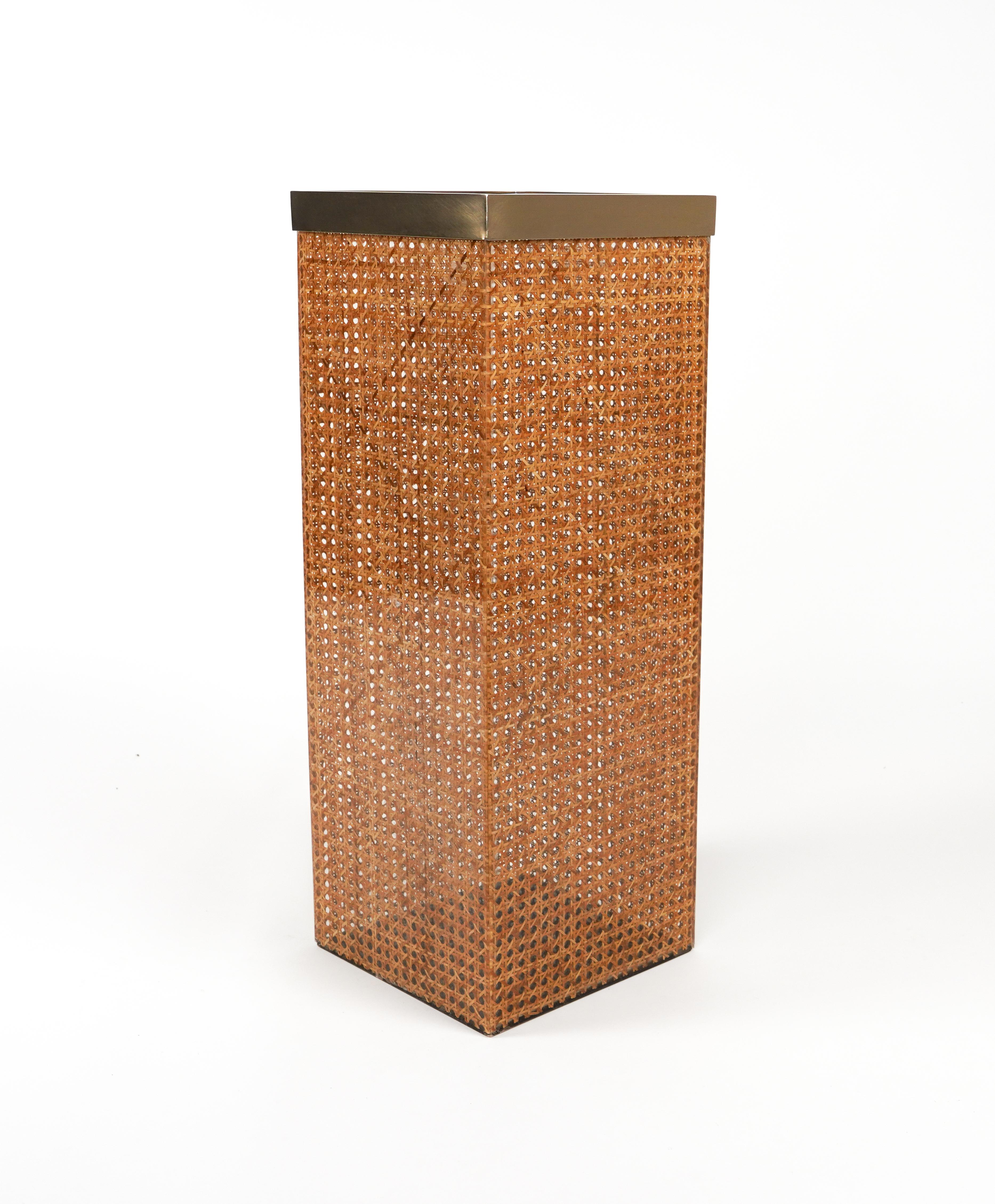 Mid-Century Modern Umbrella Stand in Lucite, Rattan and Brass Christian Dior Style, Italy 1970s For Sale