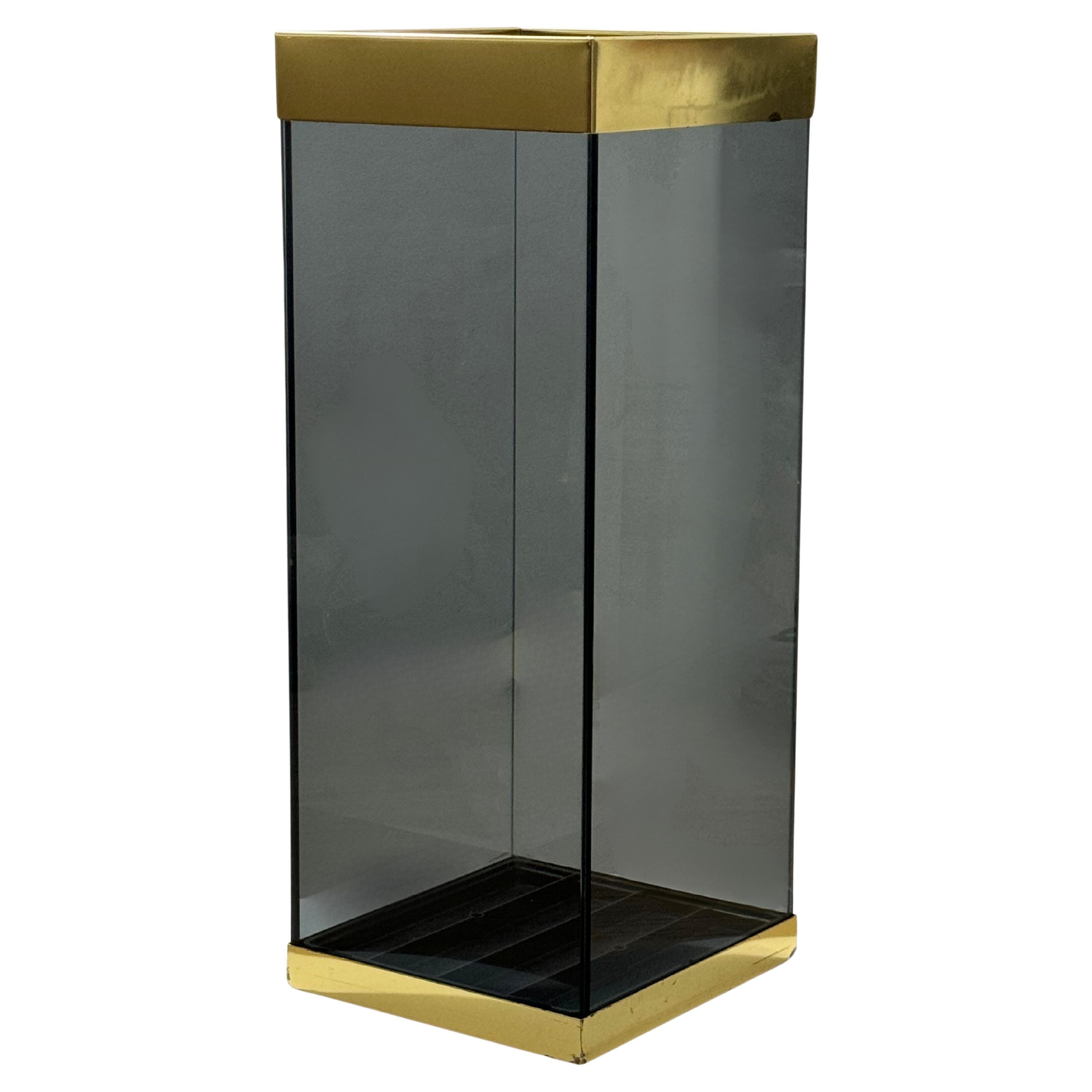 Umbrella Stand in Smoked Glass & Brass by Umberto Mascagni Italian Design For Sale