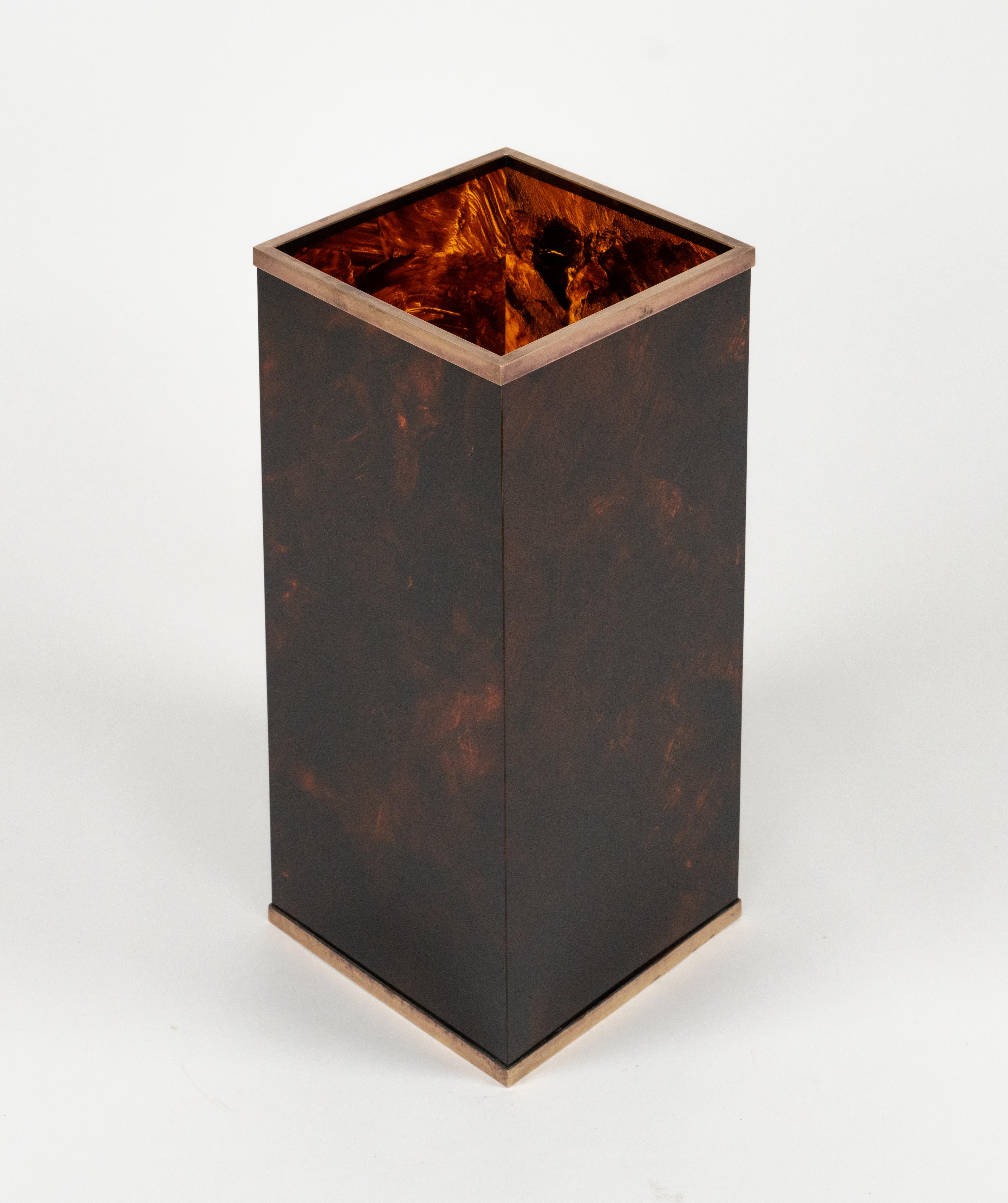 Metal Umbrella Stand in Tortoiseshell Lucite & Brass Christian Dior Style, Italy 1970s For Sale
