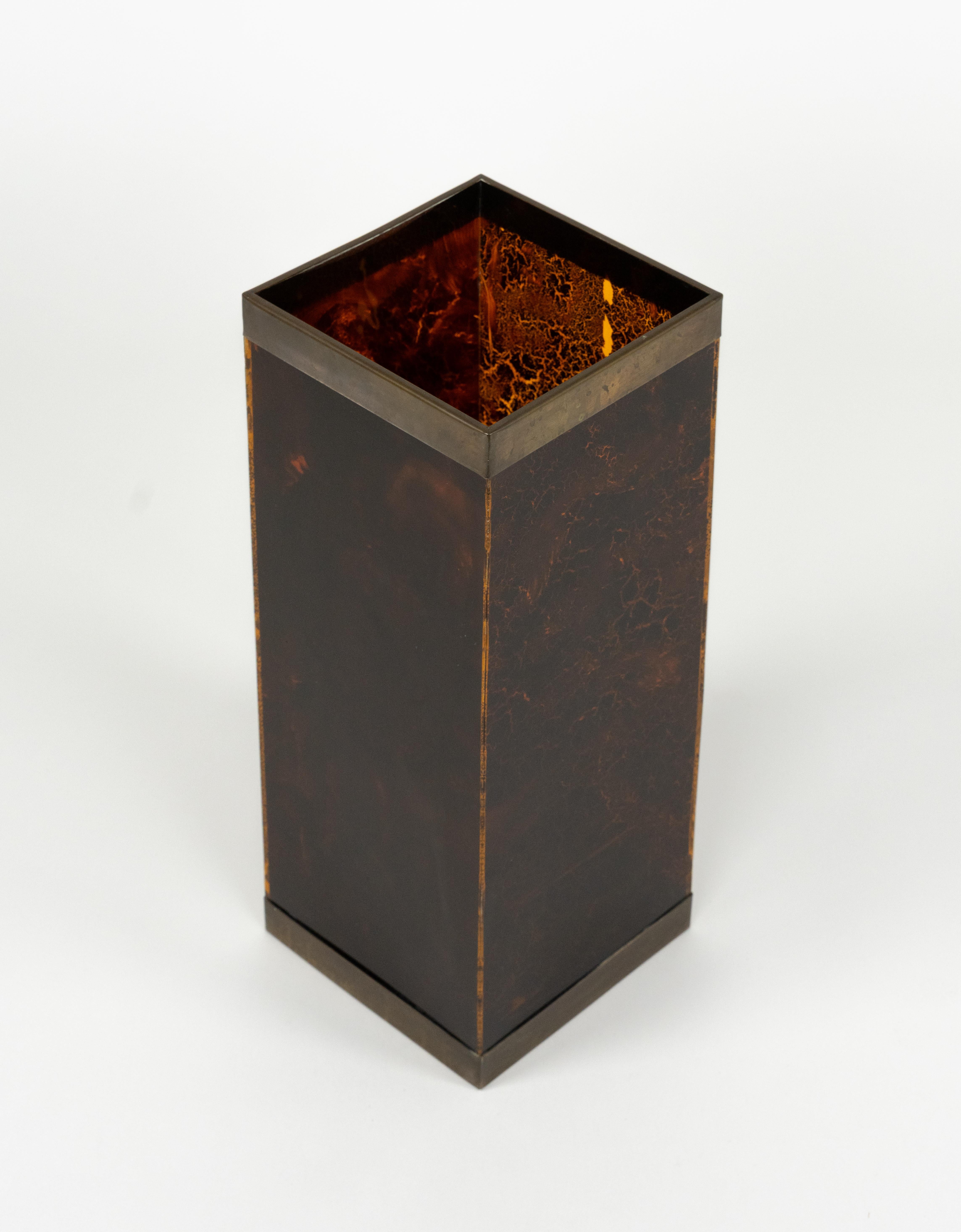 Umbrella Stand in Schildpatt Lucite & Messing Christian Dior Style, Italien 1970er im Angebot 1