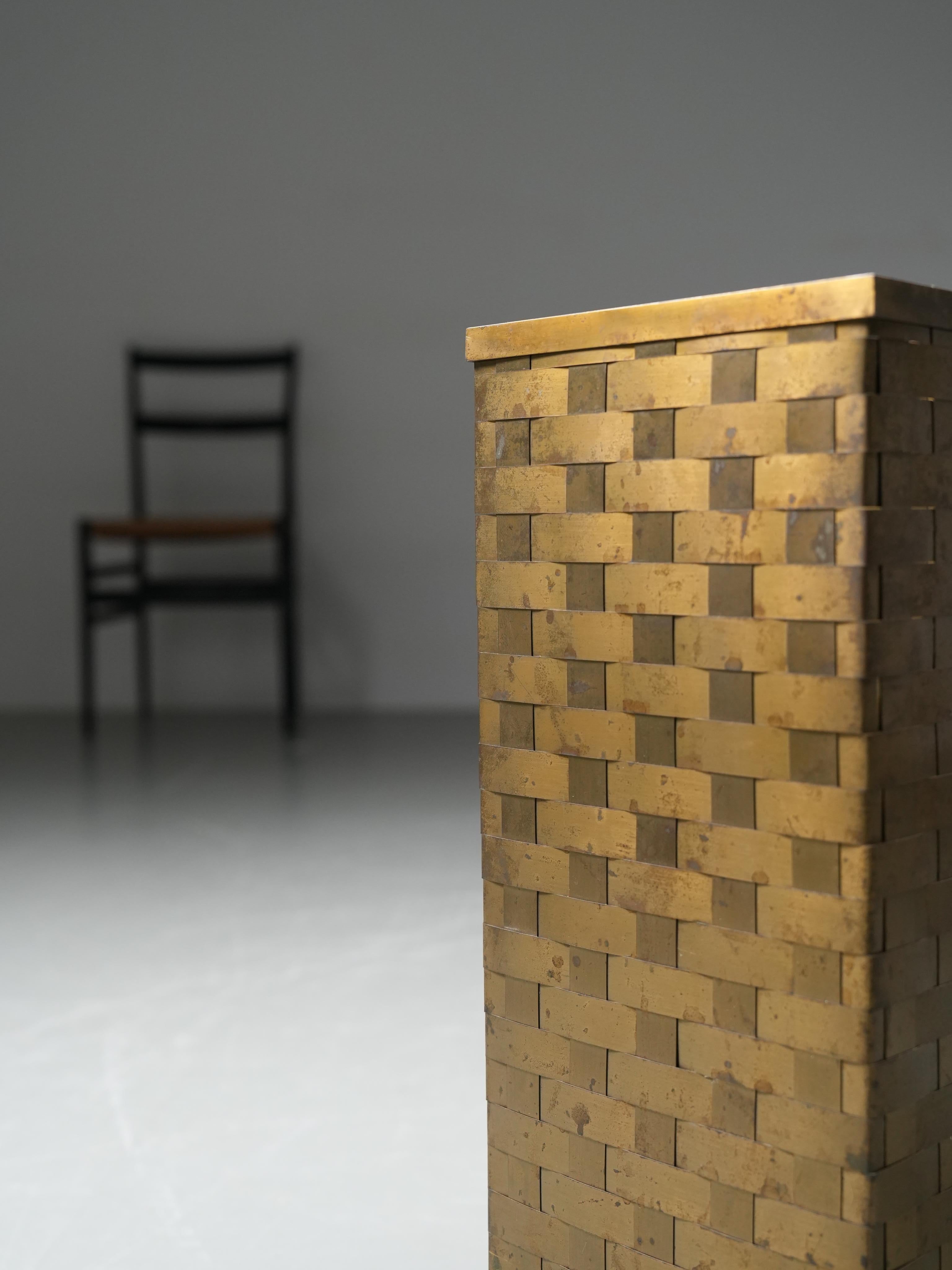 italien Porte-parapluies en laiton tressé, Italie, années 1950 en vente