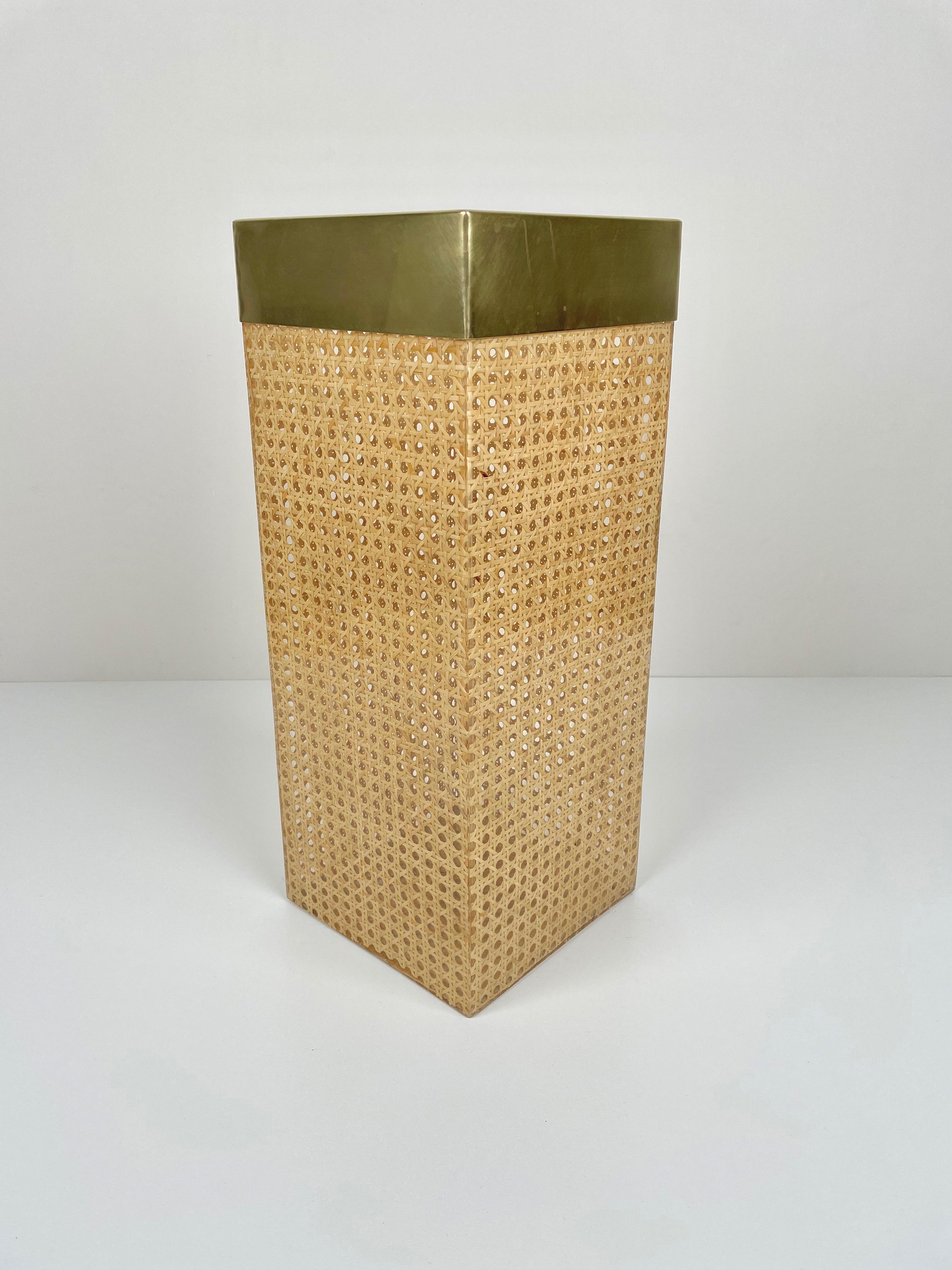 Late 20th Century Umbrella Stand Lucite, Rattan and Brass by Christian Dior Home, France, 1970s