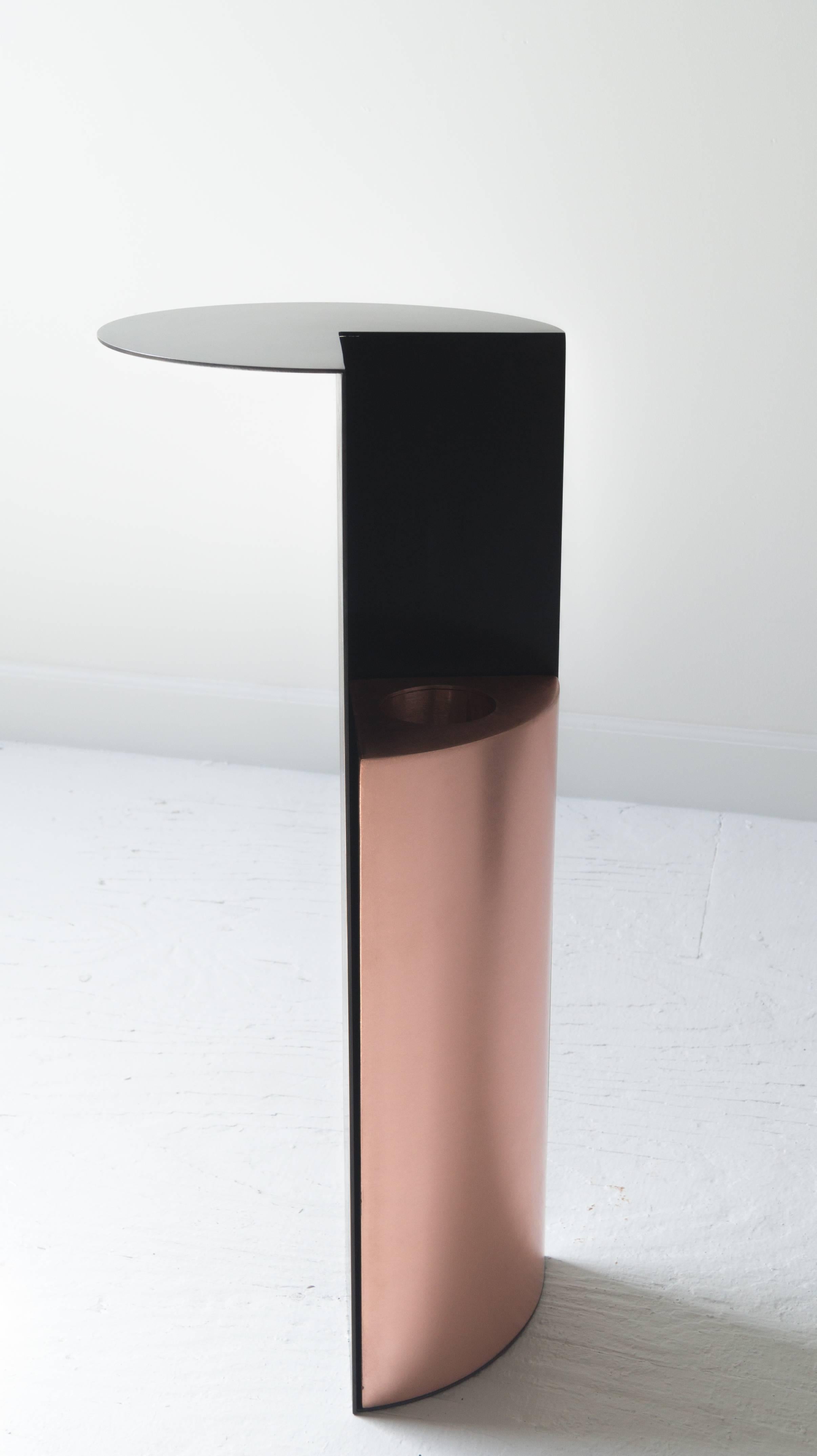 Umbrella Stand One with Shelf in Blackened Steel and Copper For Sale 8