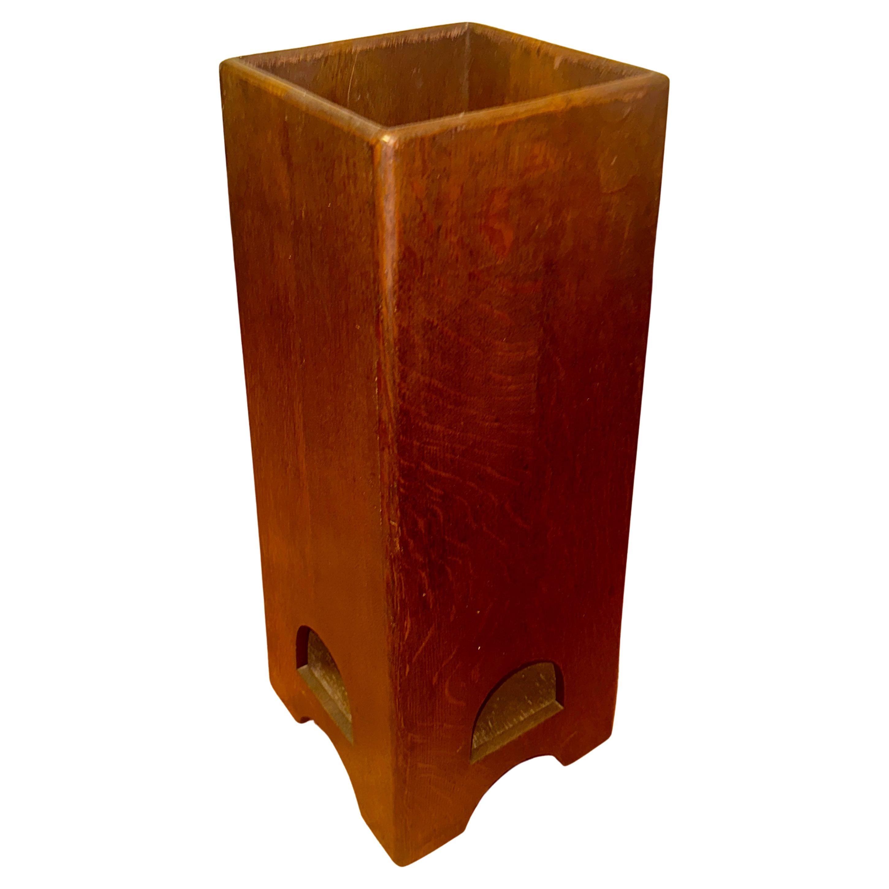 Umbrella Stand (or Planter)  BROOKS Grand Rapids, MI - Stickley Era - W4984