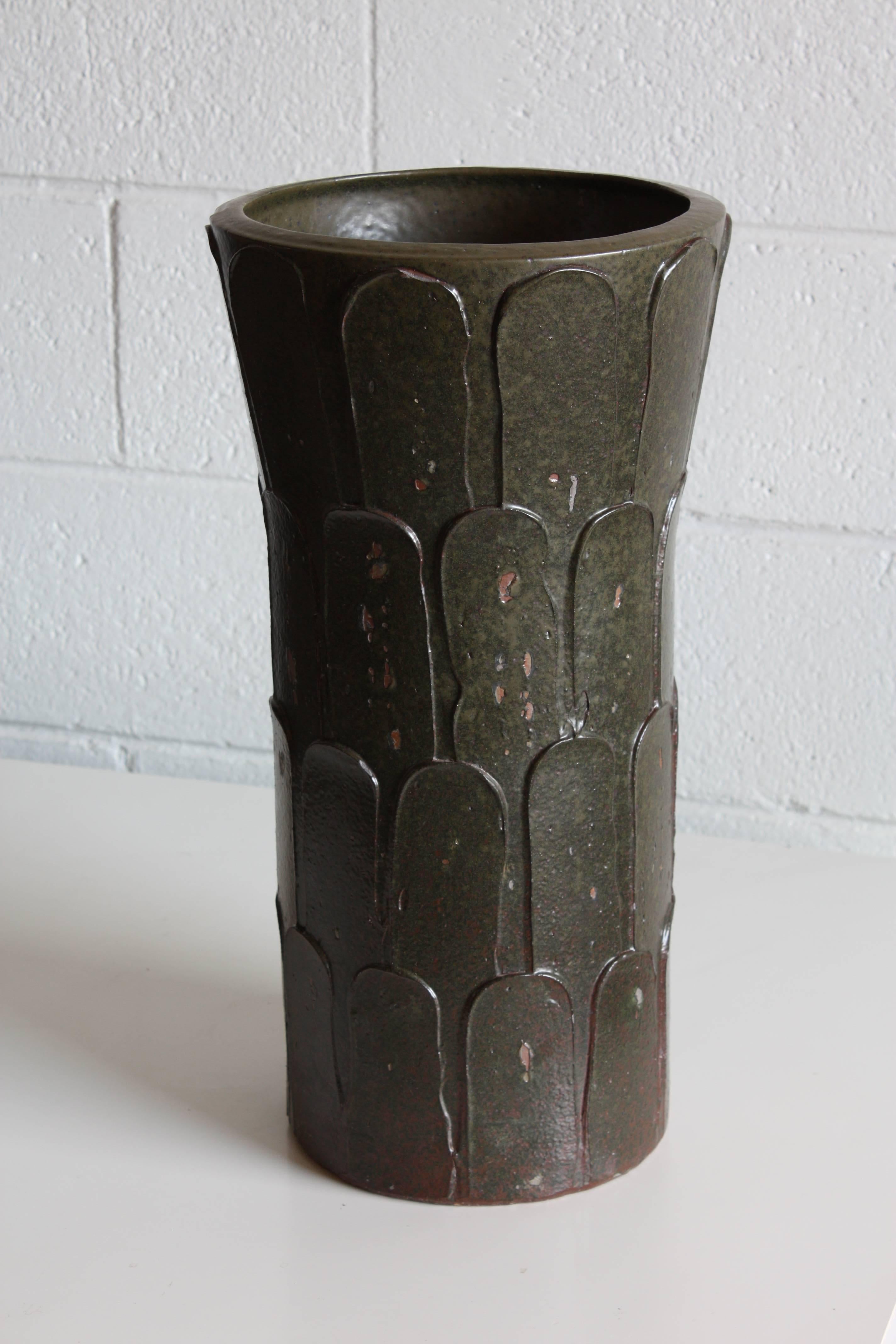 Rare glazed pot or umbrella stand by David Cressey for Architectural Pottery, pro or artisan series.