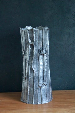 umbrella stand sculpted tin and signed Carlo Mazzantini