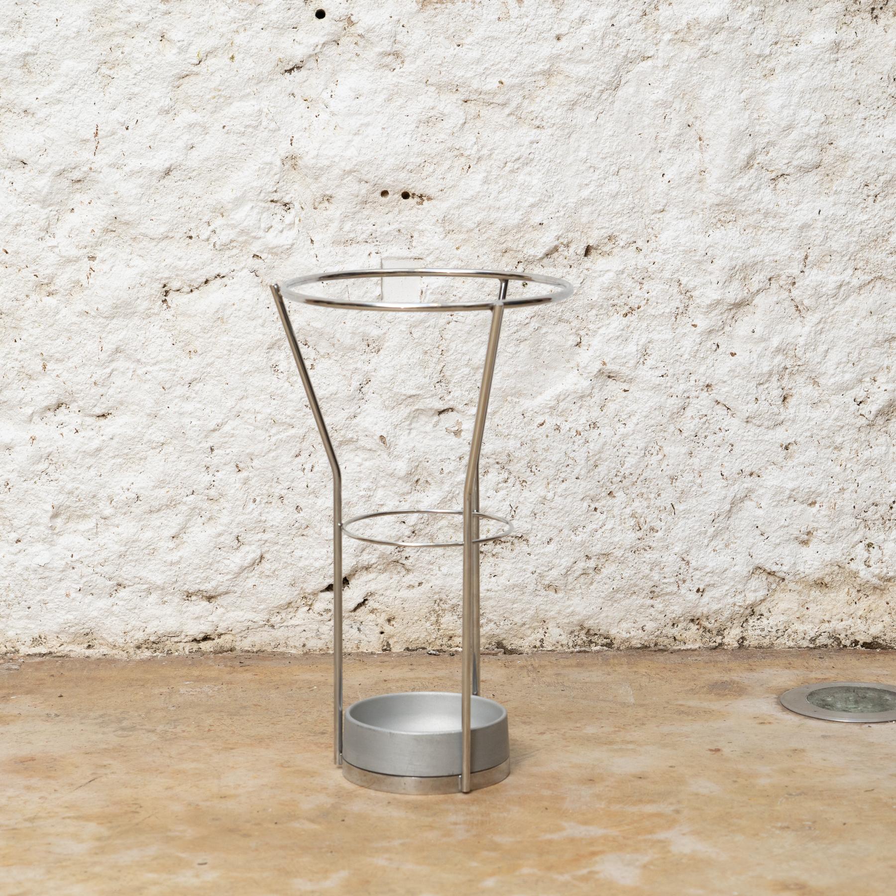 Mid-Century Modern Umbrella Stand Tomba’l by Miguel Milà for Misel·lania, circa 1989 For Sale