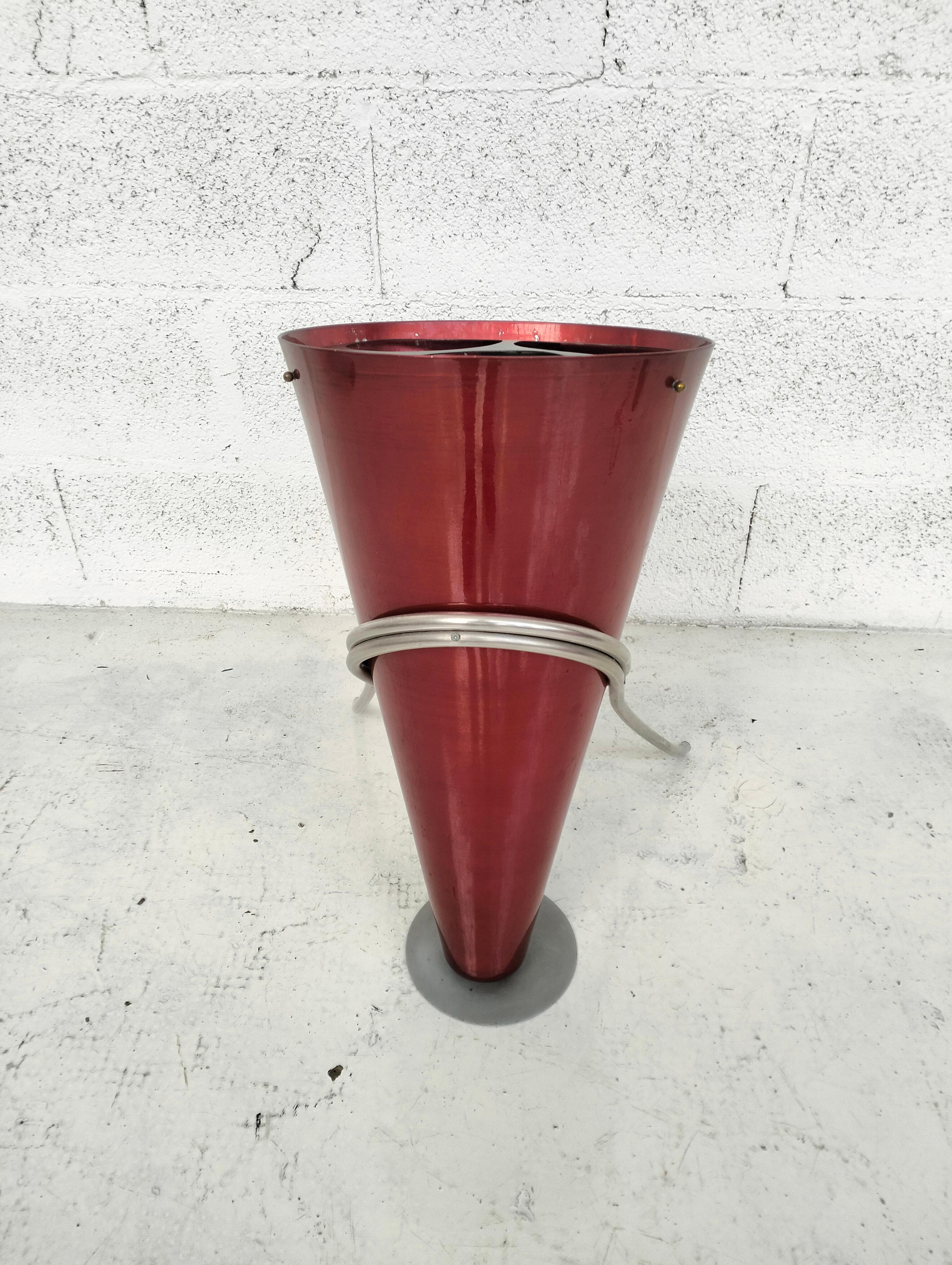 Umbrella Stand von Ettore Sottsass für Rinnovel - Italien - 70er Jahre (Ende des 20. Jahrhunderts) im Angebot