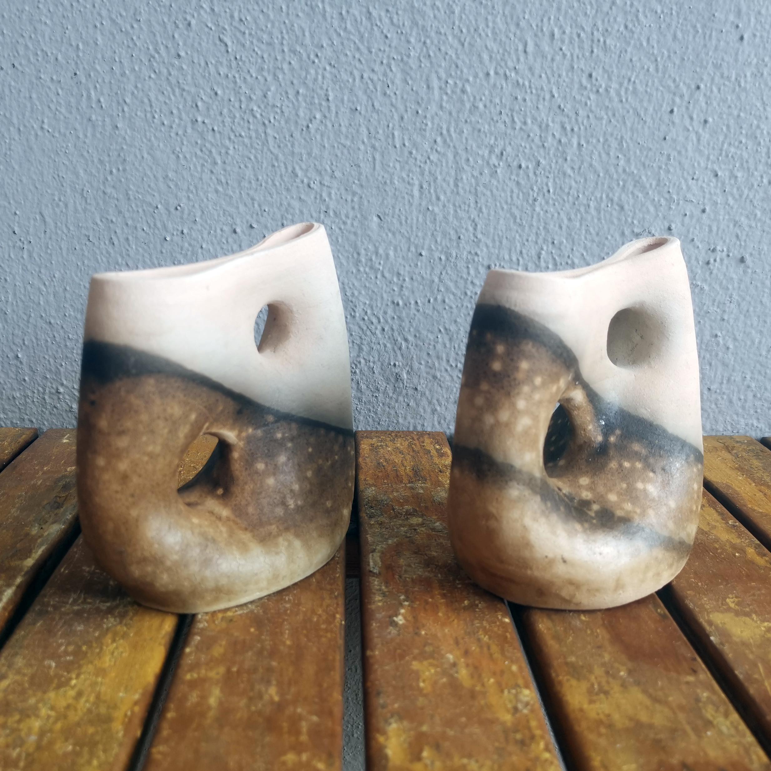 Raku-Keramikvase, 2er-pack, Obvara, handgefertigt, Keramik für Ihr Zuhause (Malaysisch) im Angebot