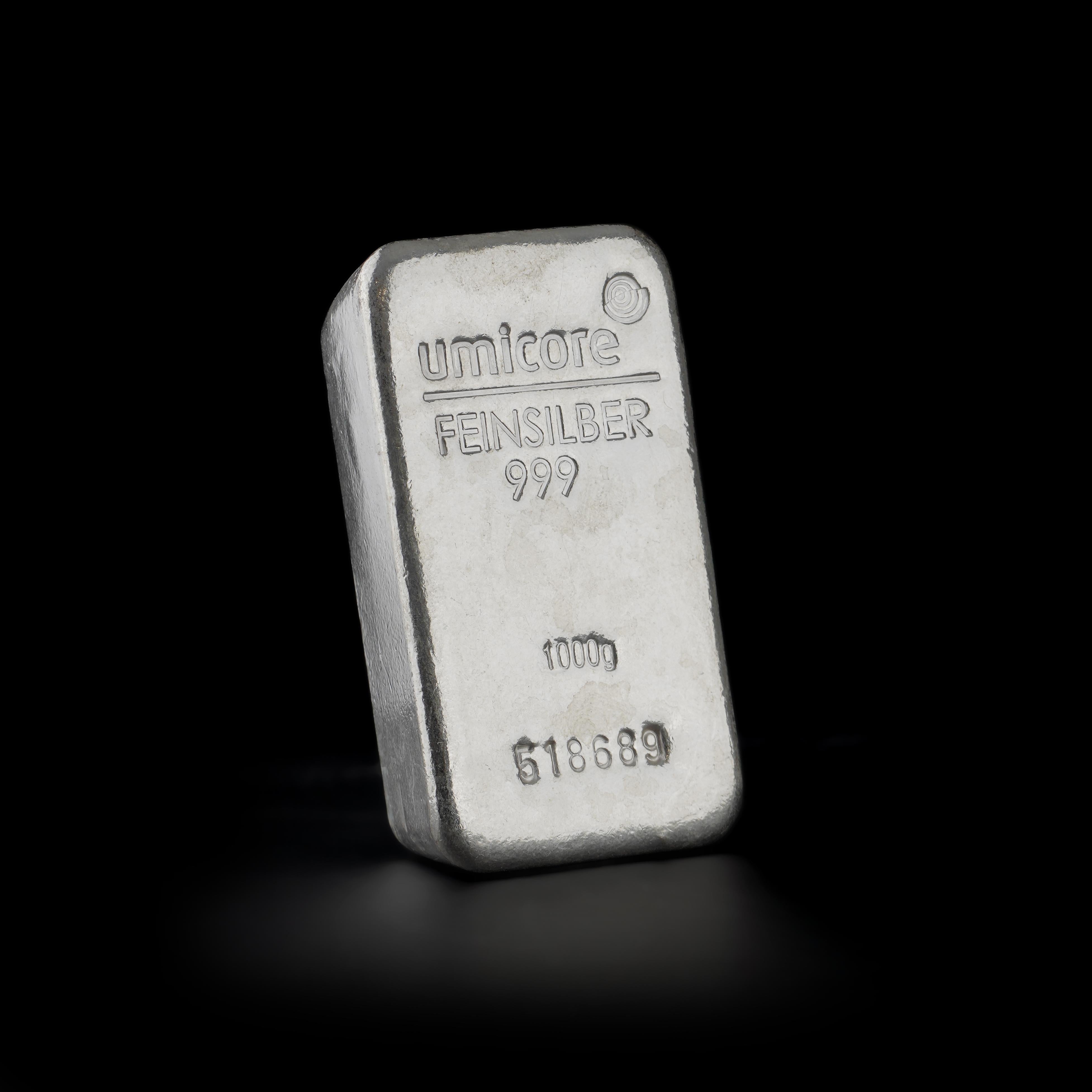 Umicore 1KG Silver Bar In Good Condition For Sale In Braintree, GB
