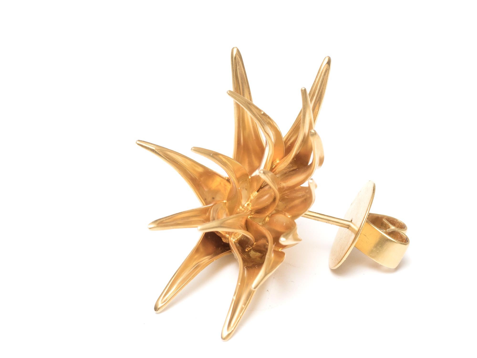 UMRAO 18k Pineapple Earrings In Good Condition For Sale In San Antonio, TX