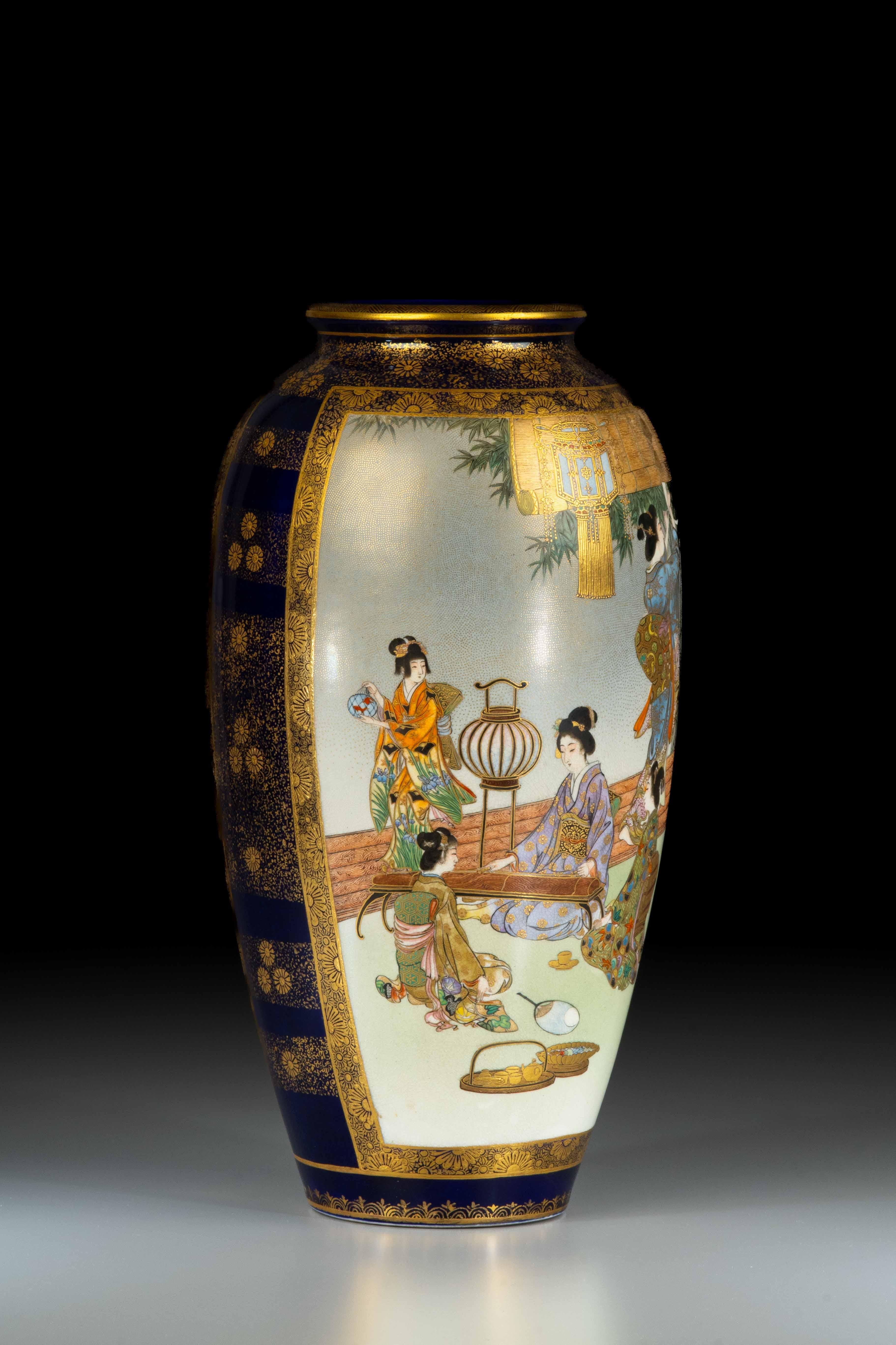 Japanese Un vaso Satsuma raffigurante scena di vita quotidiana firmato Kinkozan in vendita
