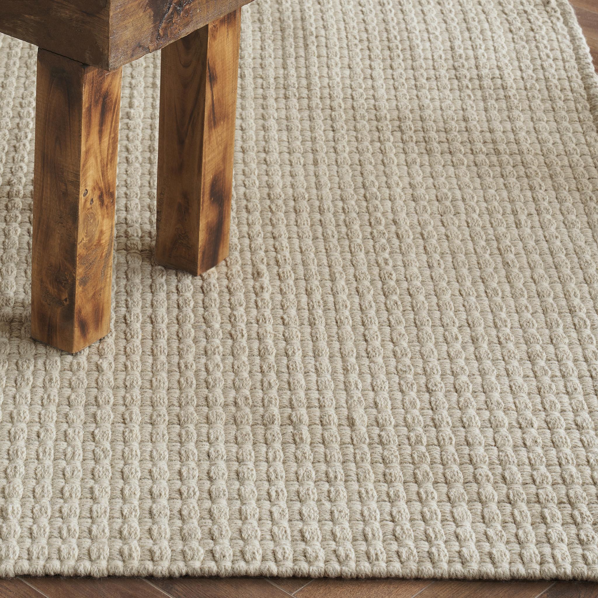Indiano Una 6x9ft in lana cenere con texture a cintura, tappeto di lusso tessuto a mano in vendita