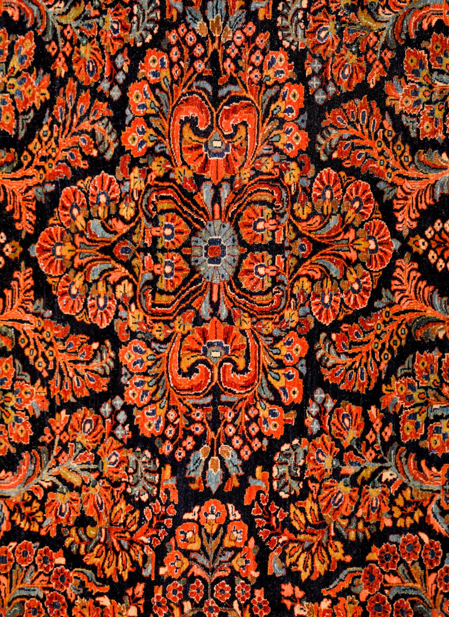 Unglaublicher Sarouk-Teppich aus dem frühen 20. Jahrhundert (Pflanzlich gefärbt) im Angebot