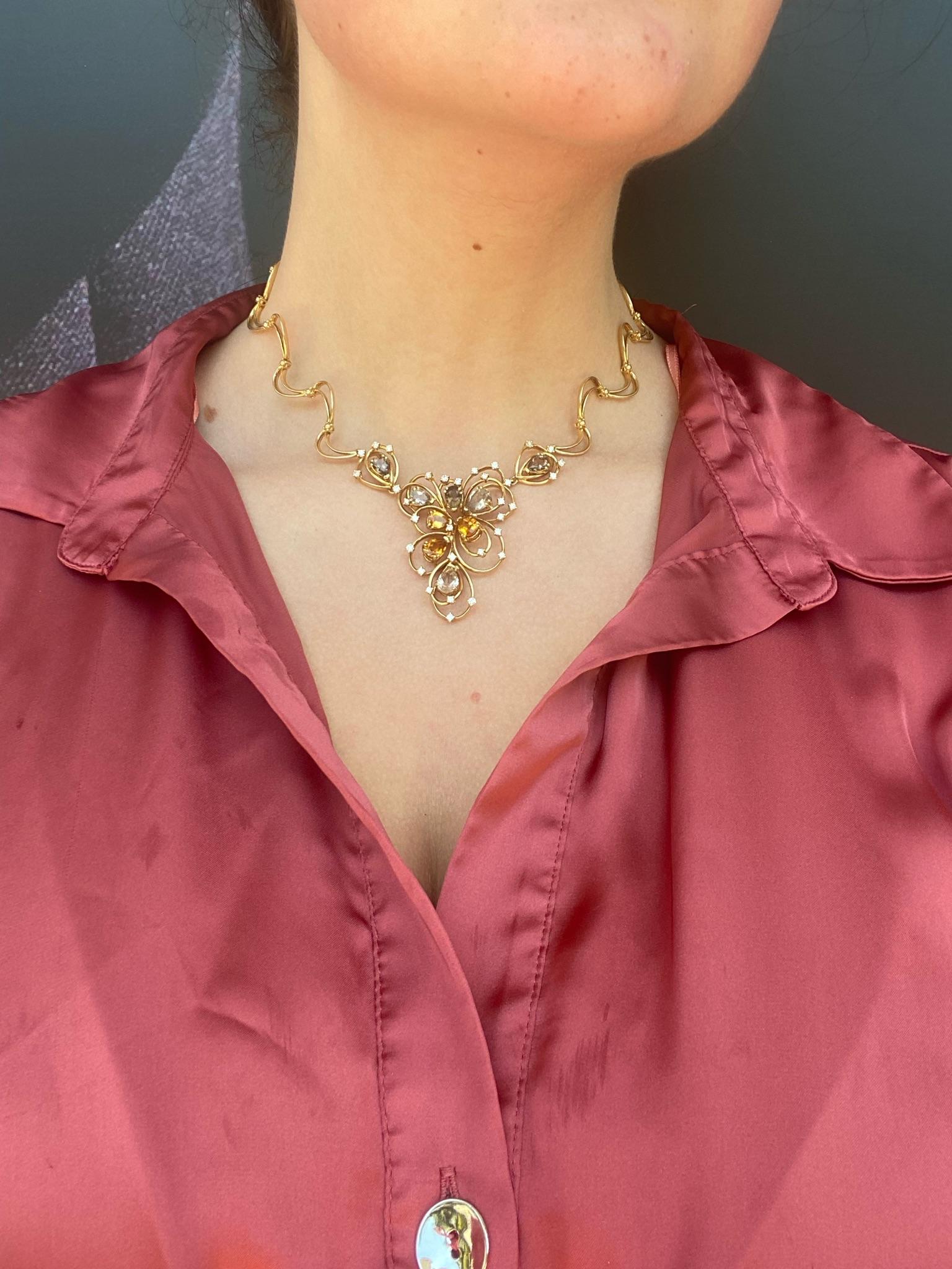 Un incroyable collier en or jaune 18 carats avec quartz, citrine et diamants Pour femmes en vente