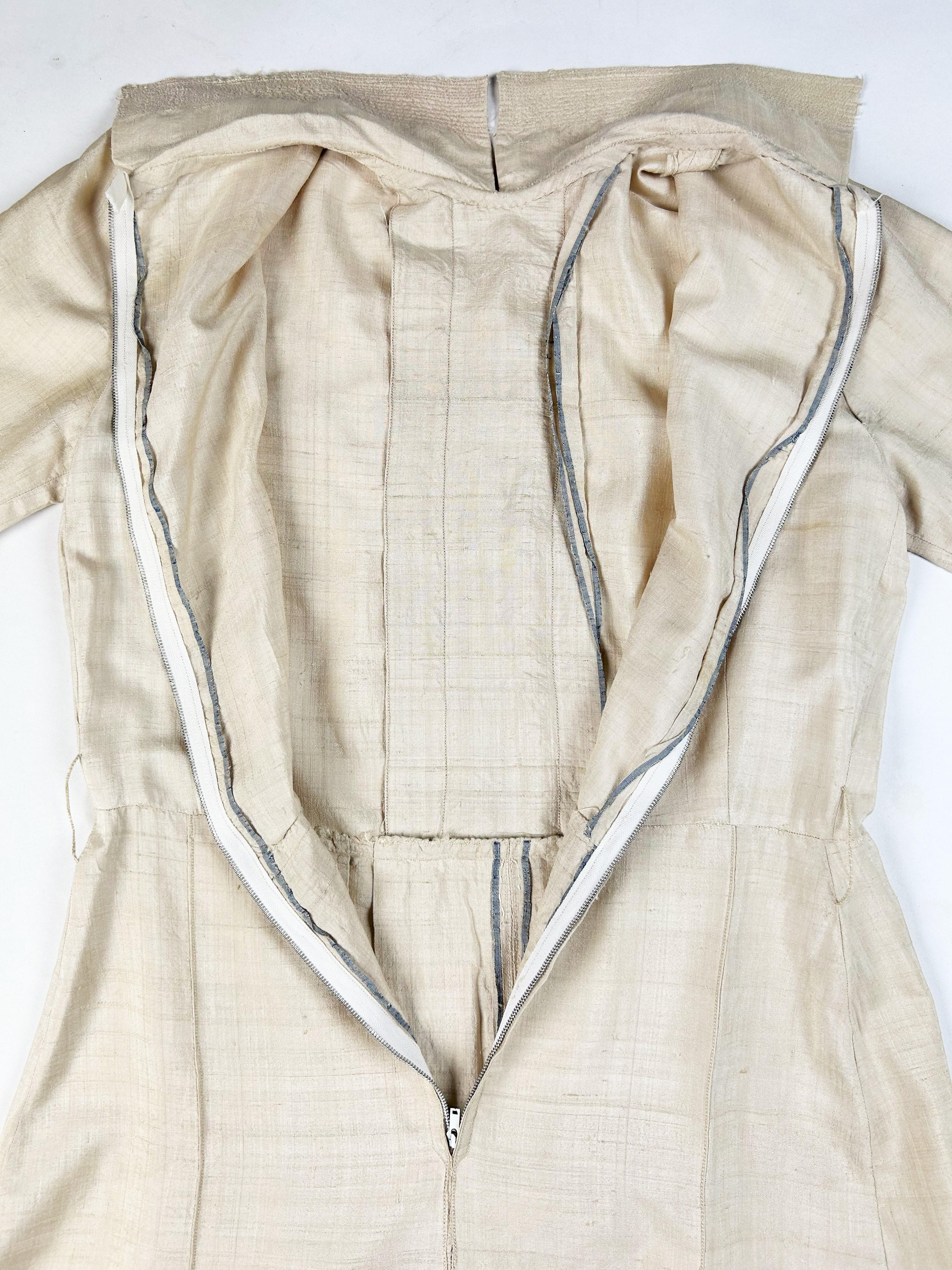 Unbleached wild silk summer dress - France Circa 1930-1940 For Sale 9