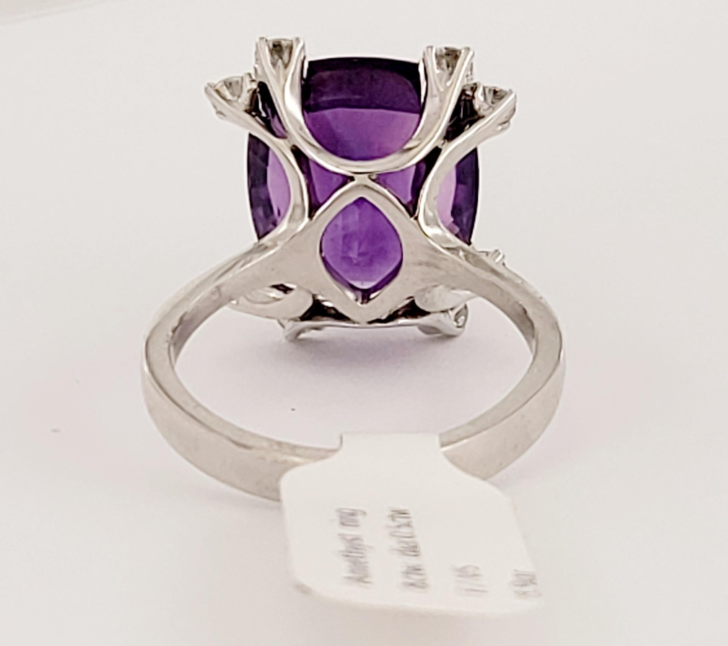 Anillo sin marca de amatista en oro blanco de 18 quilates con diamantes en Nuevo estado para la venta en New York, NY