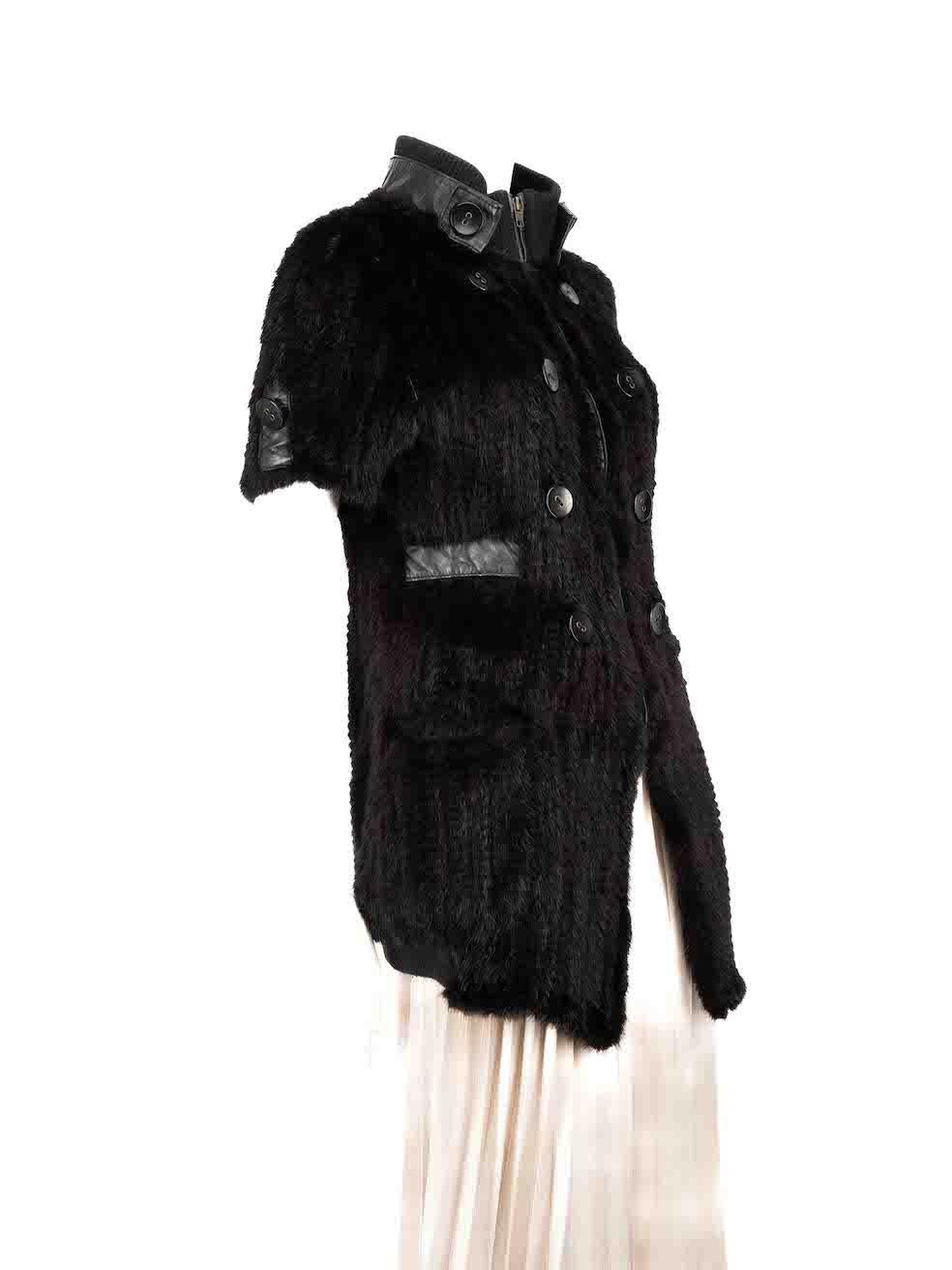 CONDITION is Good. Light wear to jacket is evident. Light wear to interior where parts of the fur panel has come off. The brand label and composition label is missing on this used Unbranded designer resale item.
 
 
 
 Details
 
 
 Black
 
 Fur
 
