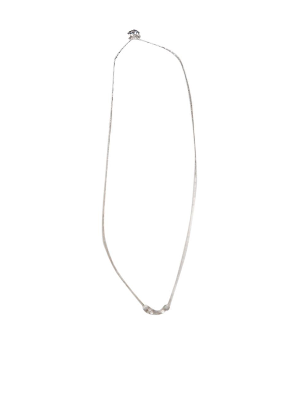Unbranded White Gold and Diamond Heart Pendant Necklace (Collier à pendentifs en or blanc et diamants) Pour femmes en vente
