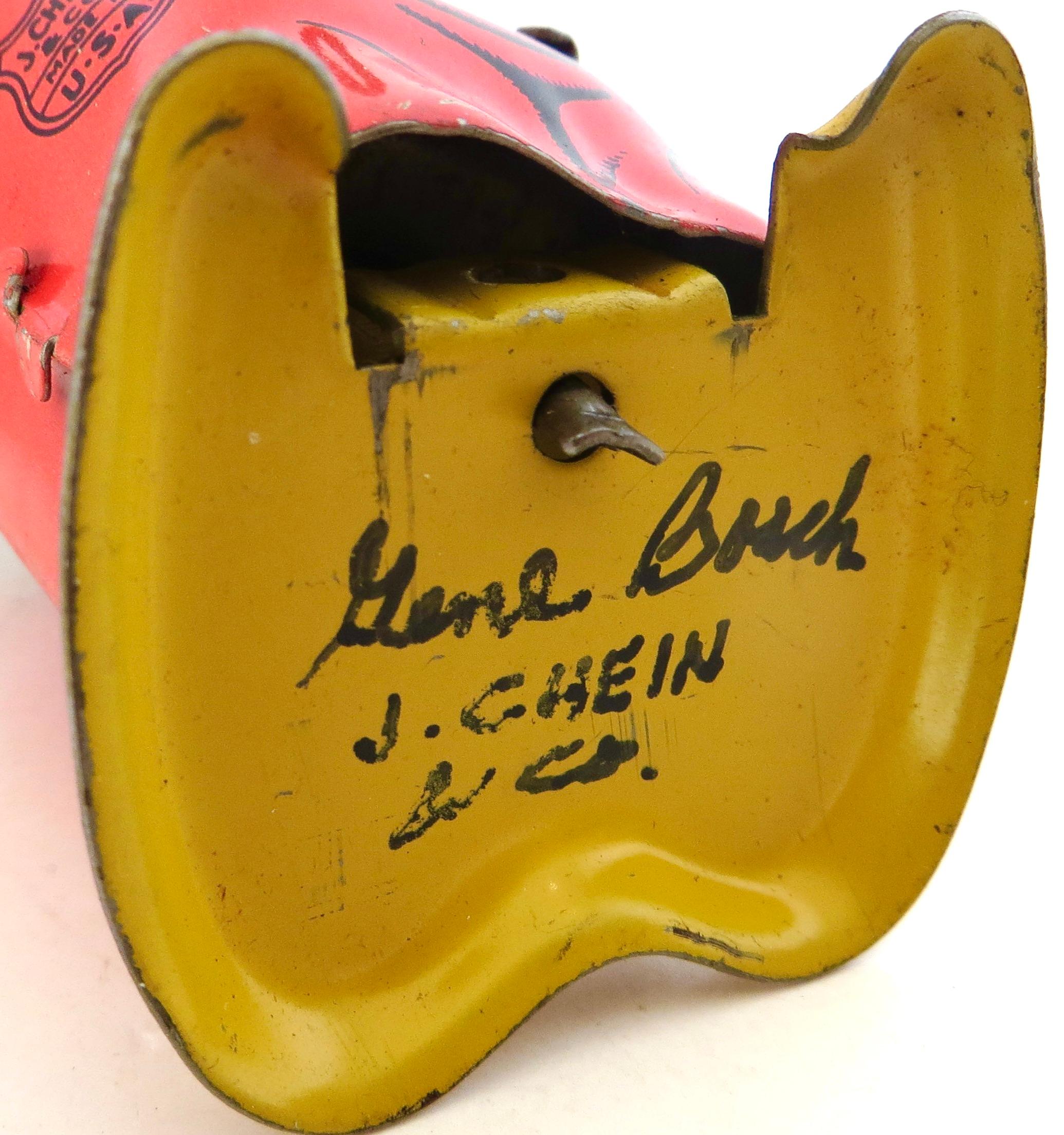 „Uncle Wiggly“ Spielzeug Kaninchen Wind Up Spielzeug Signiert „Gene Rosch“ von Chein Toy Co C.1938 (Metallarbeit) im Angebot