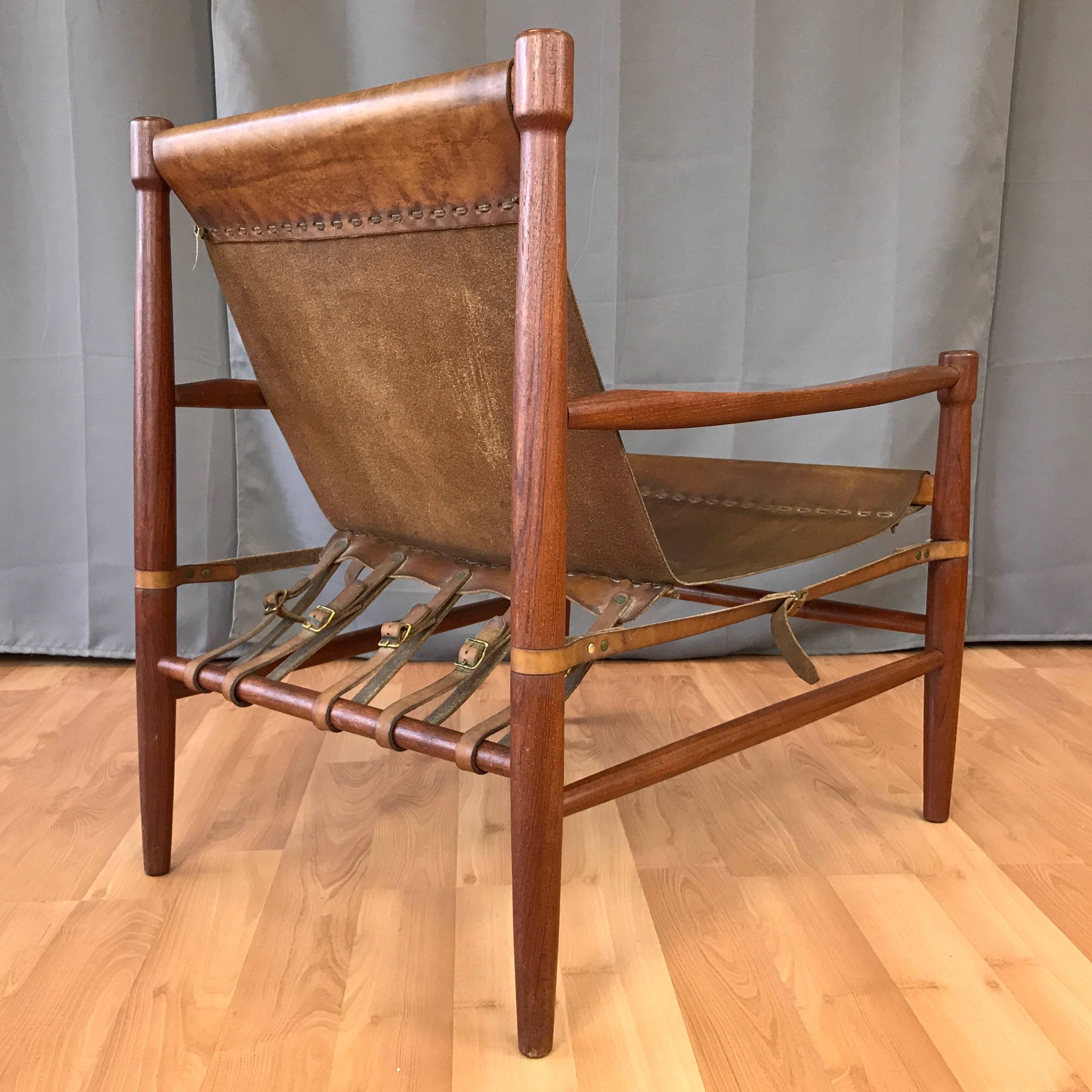 Uncommon Kaare Klint-Style Danish Teak and Leather Safari Chair In Good Condition In San Francisco, CA