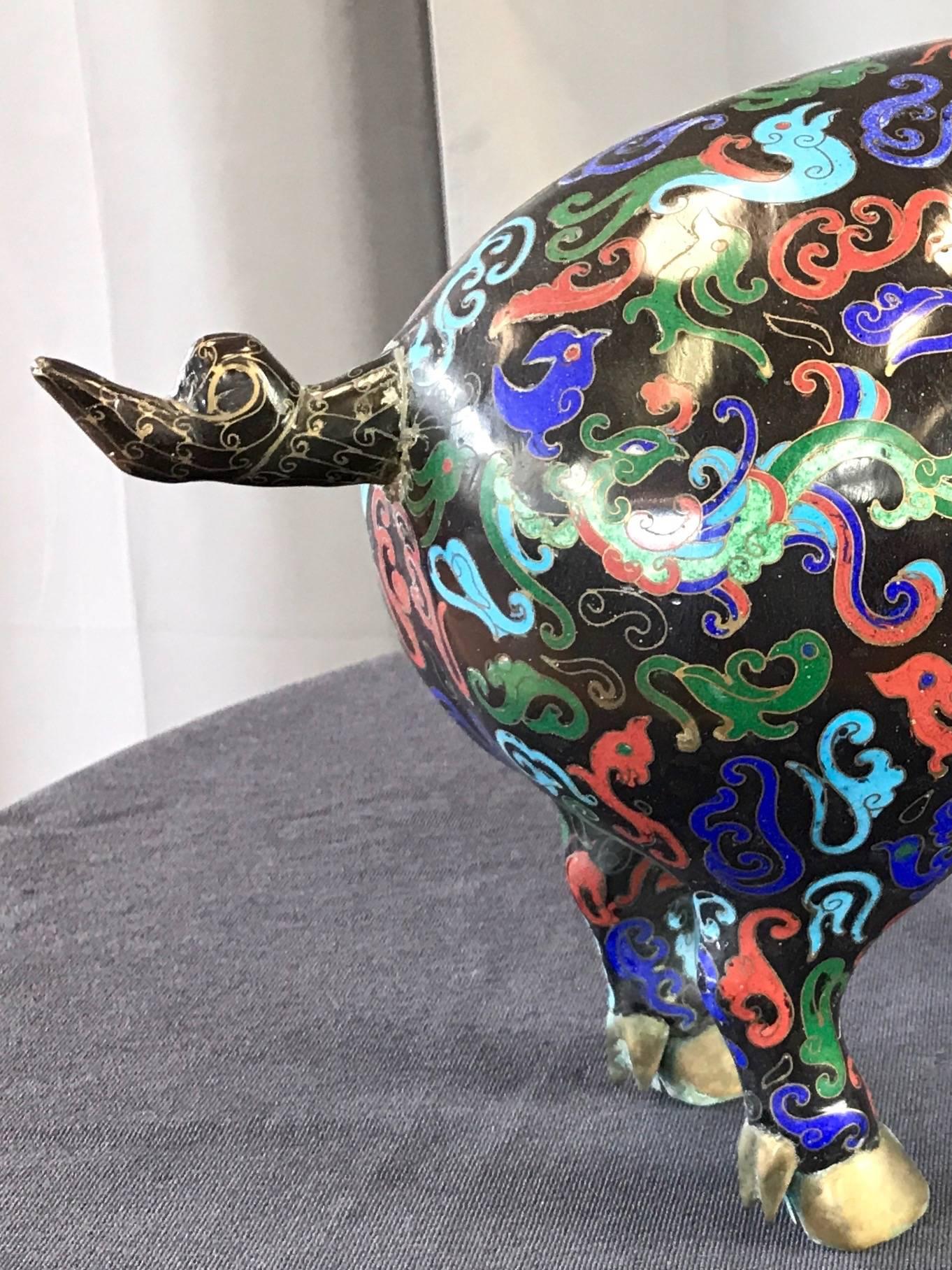 Vieux cochon chinois cloisonné de taille peu commune 1