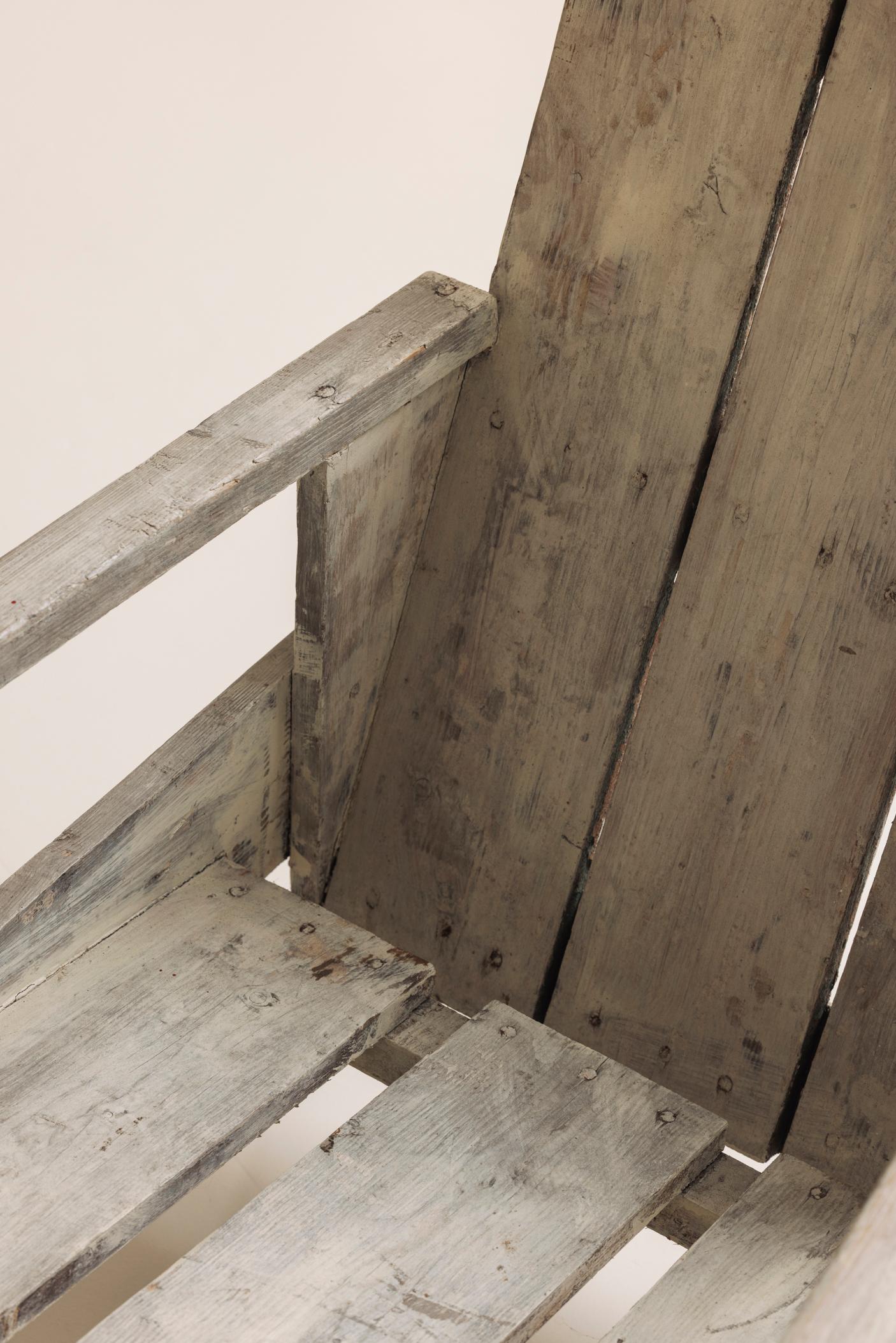Legno Sedia di cassa non convenzionale, alla maniera di Gerrit Rietveld, anni '70 in vendita