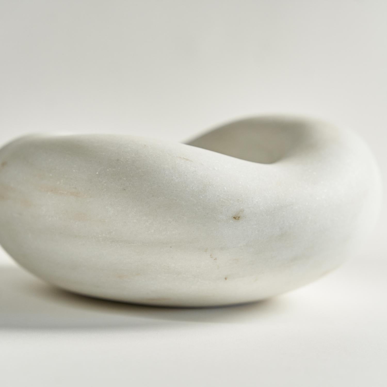 Post-Modern Unda Form Sculpture by Dust and Form For Sale