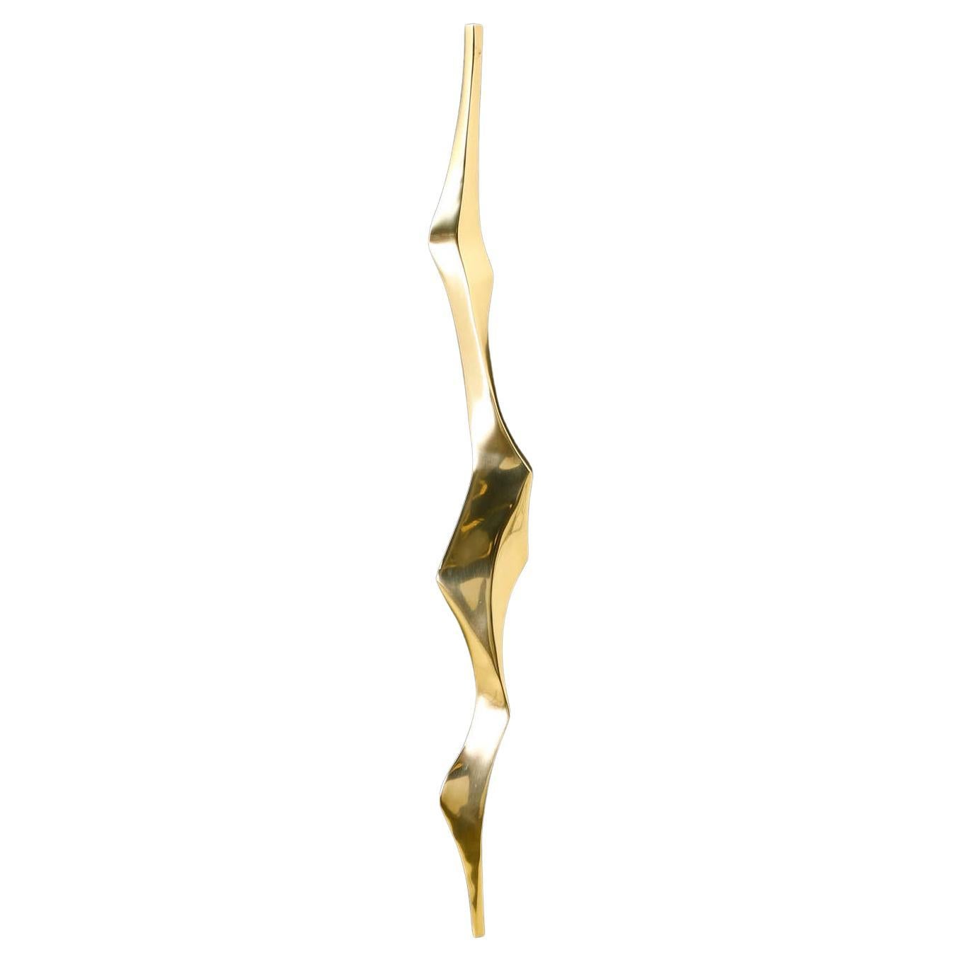 Under The Banyan Gold Color Door Handle A in Brass, Viya by Vikram Goyal

Echoing ancient whispers of worship, each object captures the essence of the Banyan tree, believed to hold the divine power to fulfil wishes. Crafted with reverence, these