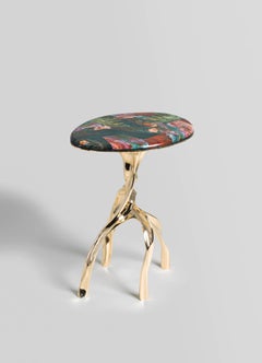 Tavolino d'oro Under The Banyan Piccolo in ottone e pietra semipreziosa