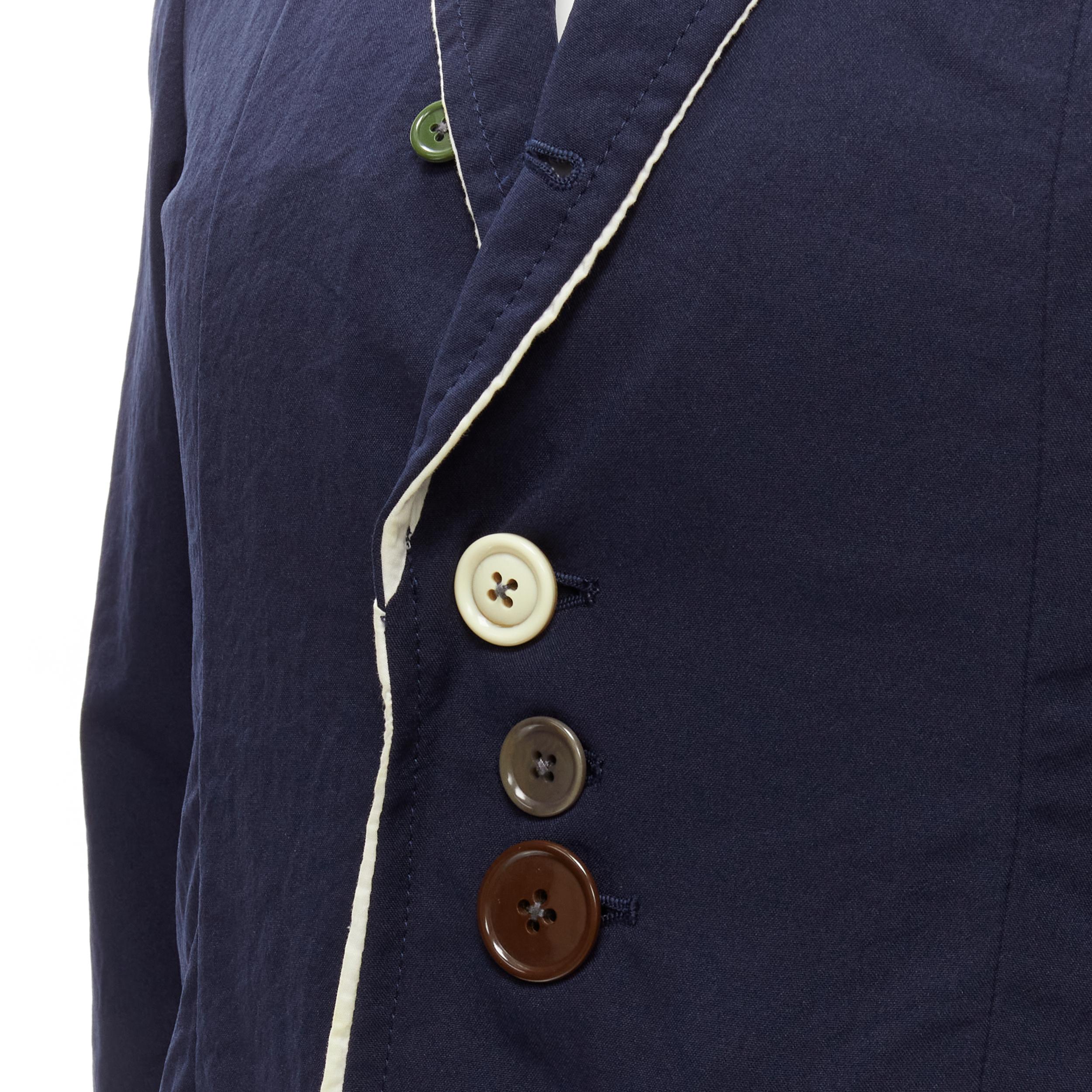 UNDERCOVER 2014 But Beautiful navy satin trim button embellished blazer JP2 M
Reference: CECU/A00018
Brand: Undercover
Collection: 2004 But Beautiful
Material: Polyester
Color: Navy, White
Pattern: Solid
Closure: Button
Lining: White Fabric
Extra