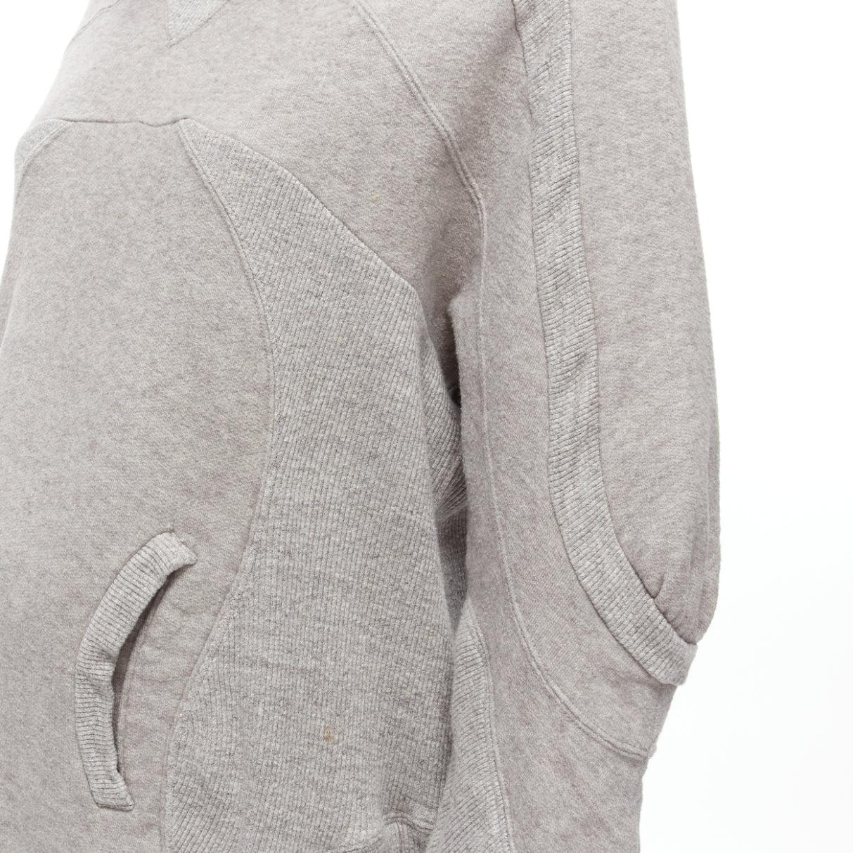 UNDERCOVER Pull à capuche surdimensionné gris à manches pétales de dolman en laine de coton en vente 3