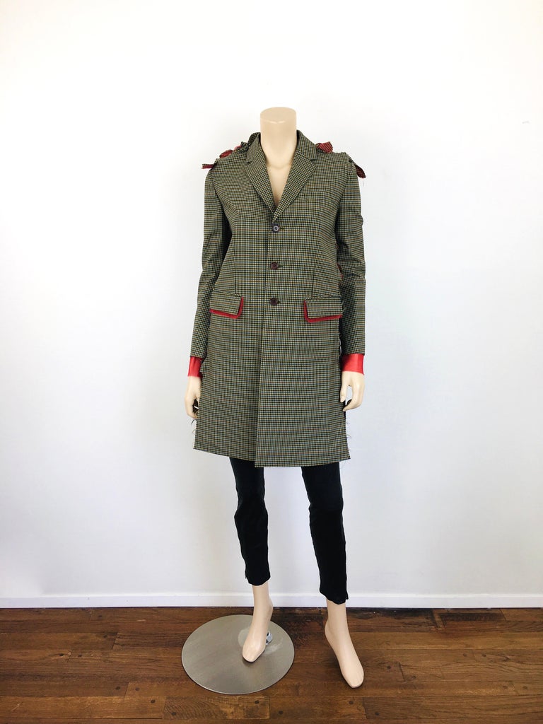 Undercover Avant-Garde Design