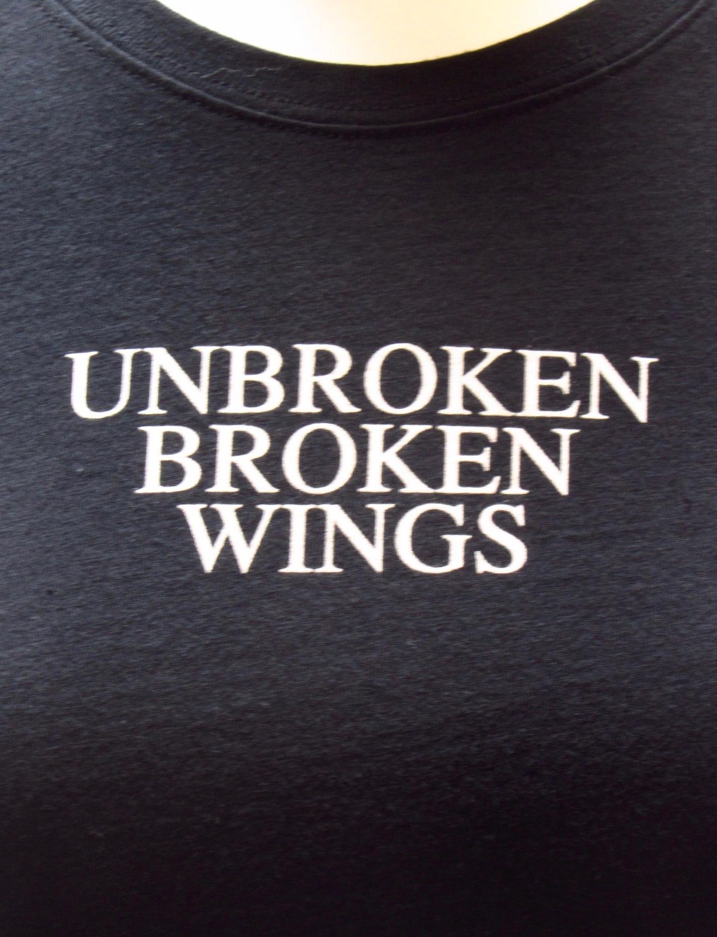 Undercover T-shirt graphique vintage « Unbroken »  en vente 1