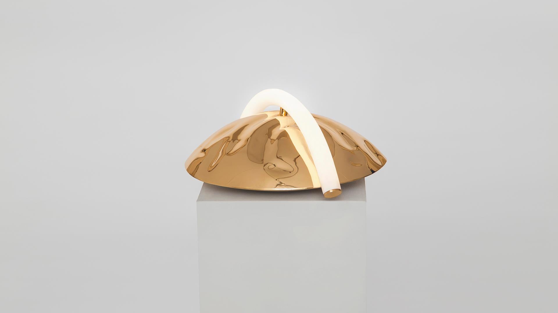Underlay II, sculpted table lamp by Paul Matter
Underlay II
Polished cast brass with Murano glass
Dimensions: H 7