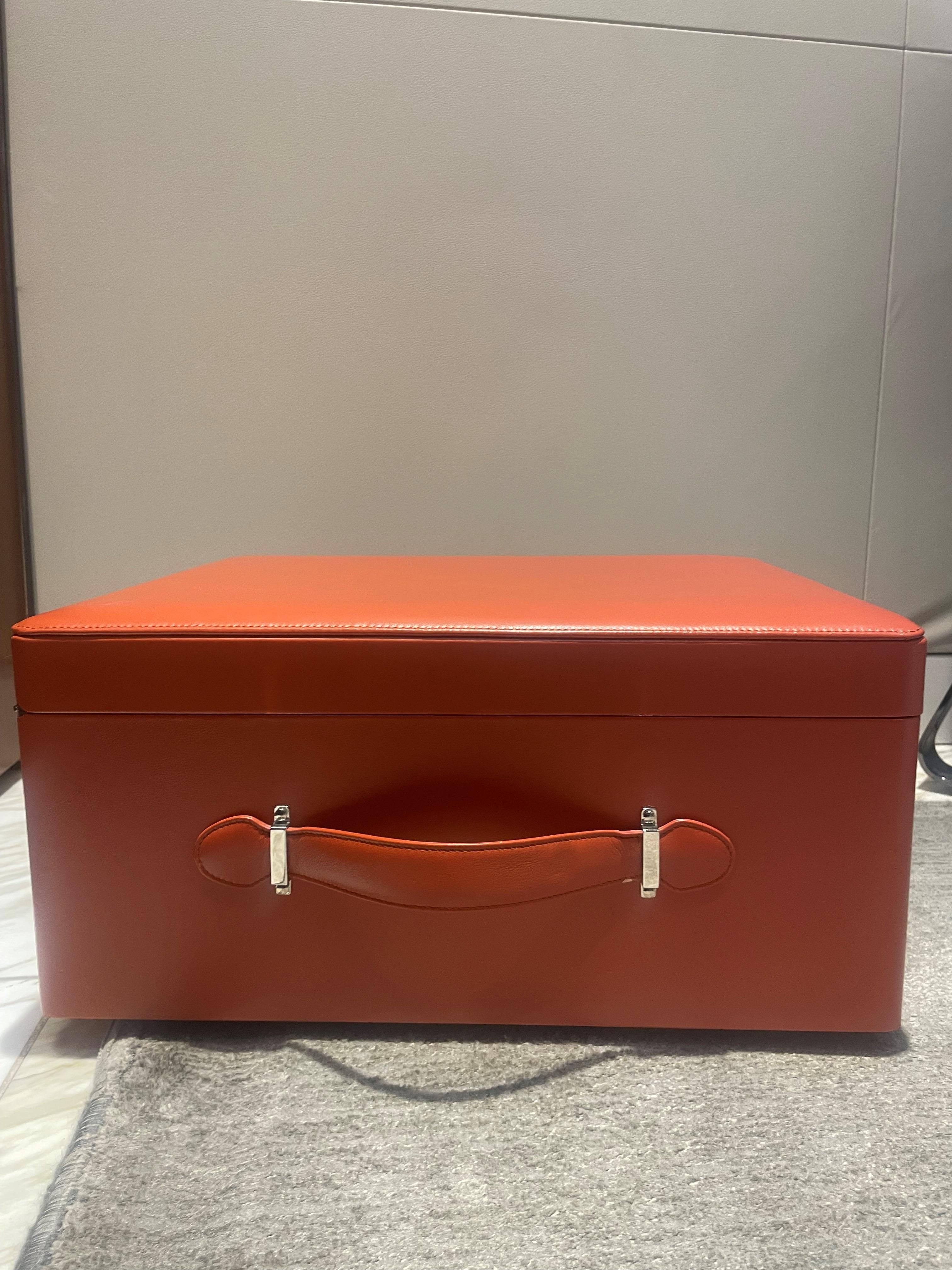 Underwood London Uhr & Schmuck Tan Leder Möbel Storage Box (Moderne) im Angebot