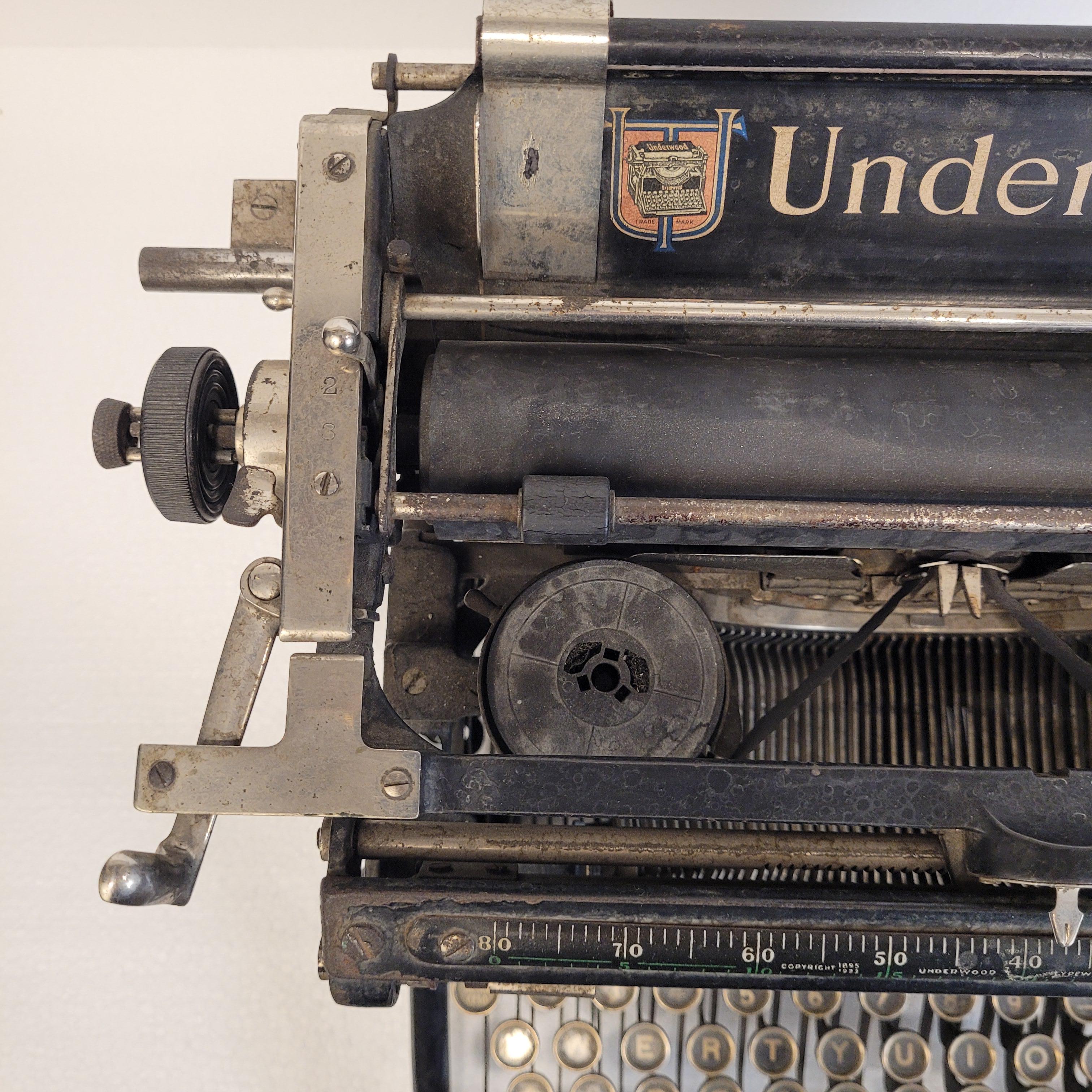 Underwood No. 5 Typewriter, cast iron , New York, circa 1917 For