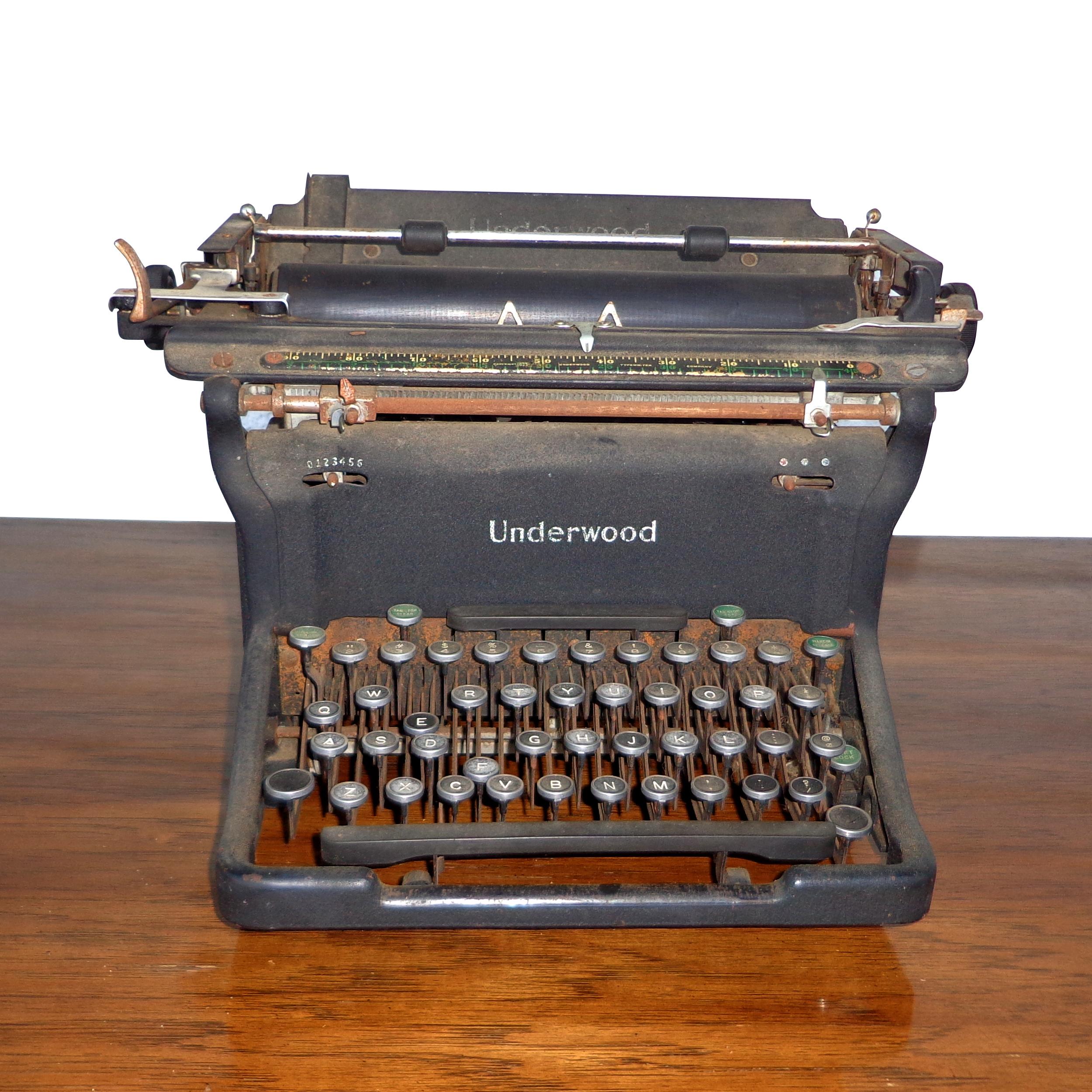 North American Underwood Vintage Manual Typewriter For Sale