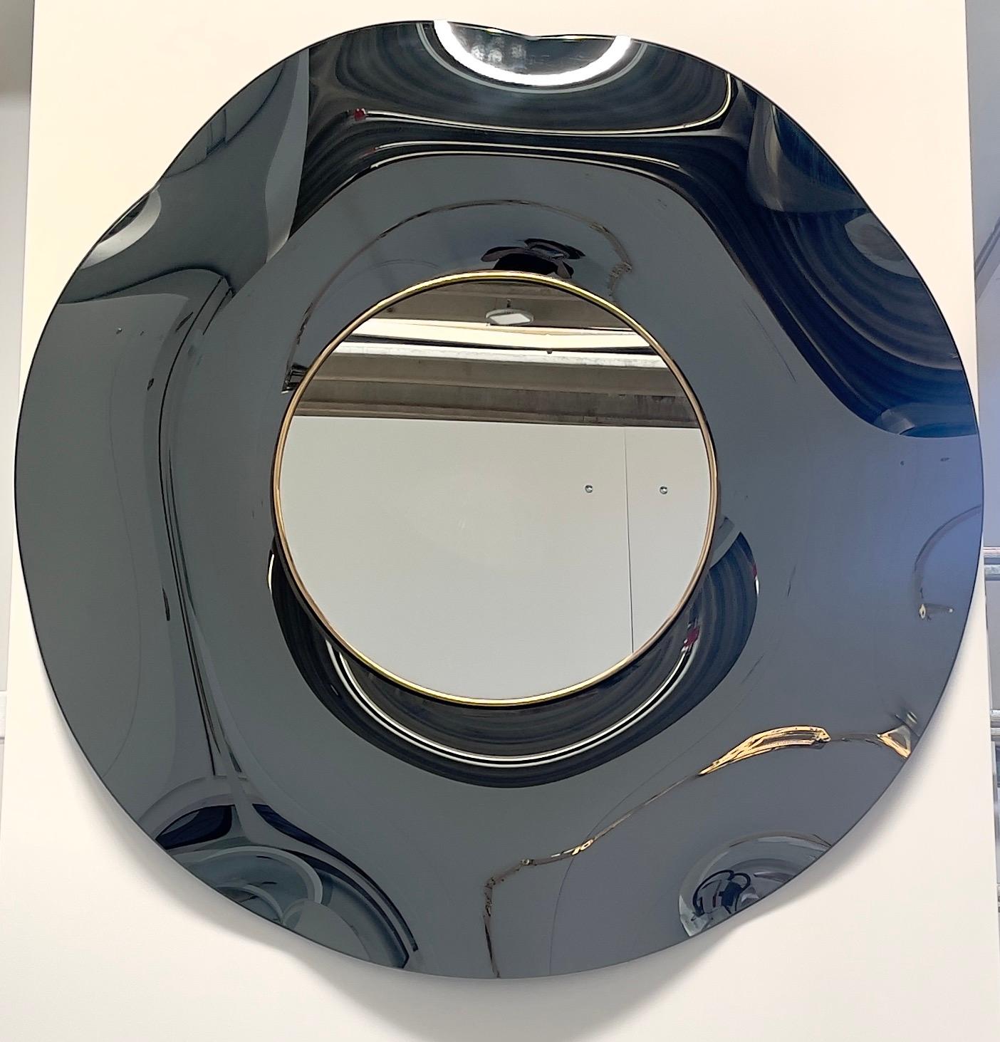 Italian Contemporary 'Undulate' Handmade Fumé Crystal Mirror Dia. 40'' by Ghiró Studio For Sale