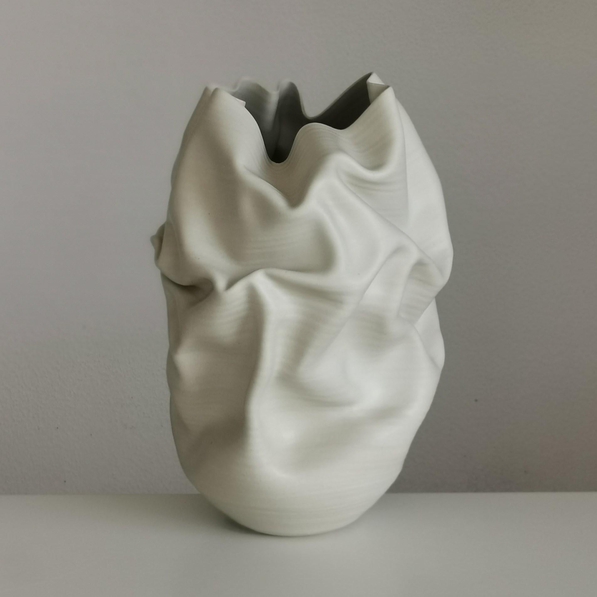 Undulating Crumpled Form No 51, a Ceramic Vessel by Nicholas Arroyave-Portela 5